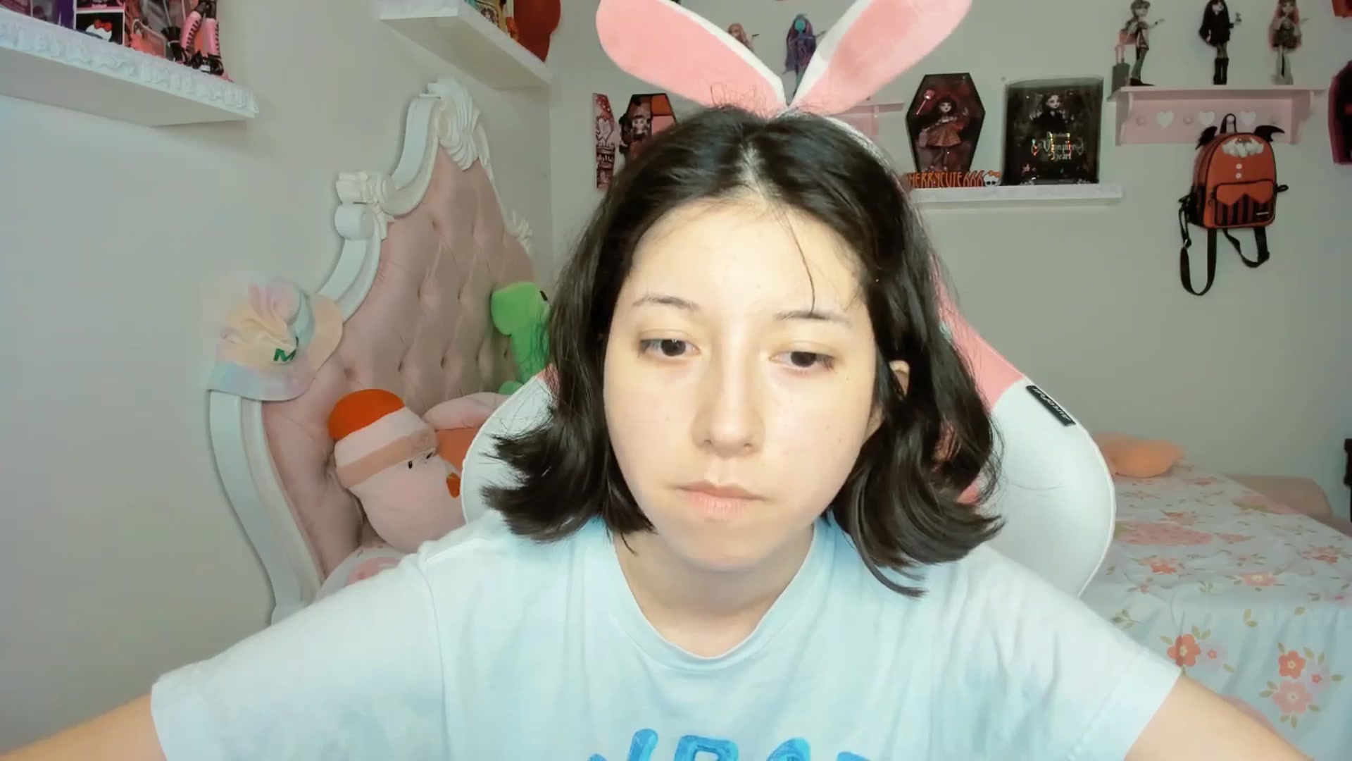 Gallery image thumbnail from Cherrycute666's myfreecams stream on, 09/26/2025, 05:42 image 10 of 20
