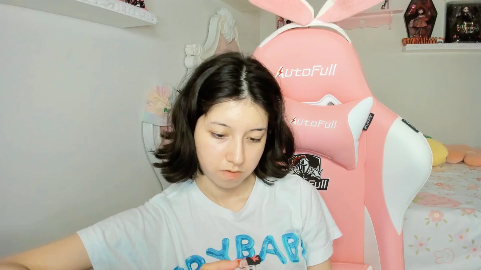 Gallery image thumbnail from Cherrycute666's myfreecams stream on, 09/26/2025, 06:30 image 1 of 20