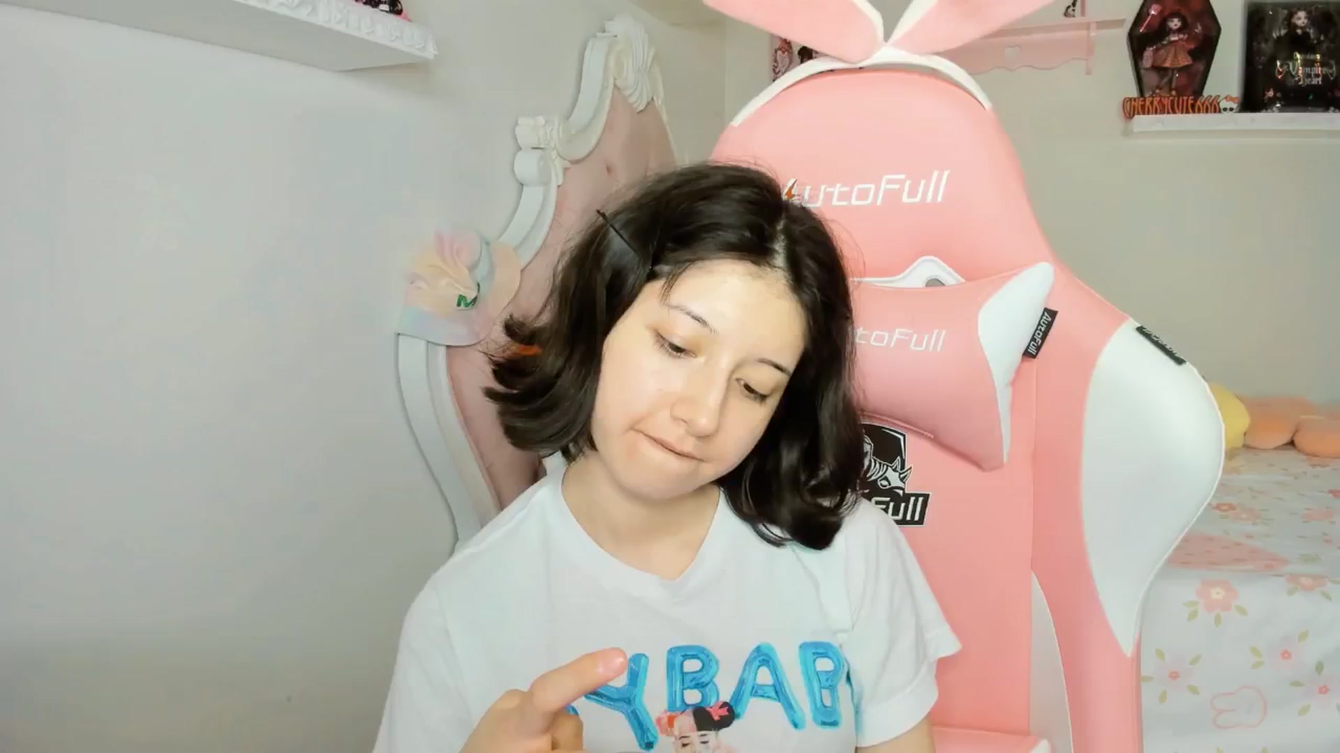 Gallery image thumbnail from Cherrycute666's myfreecams stream on, 09/26/2025, 06:30 image 3 of 20