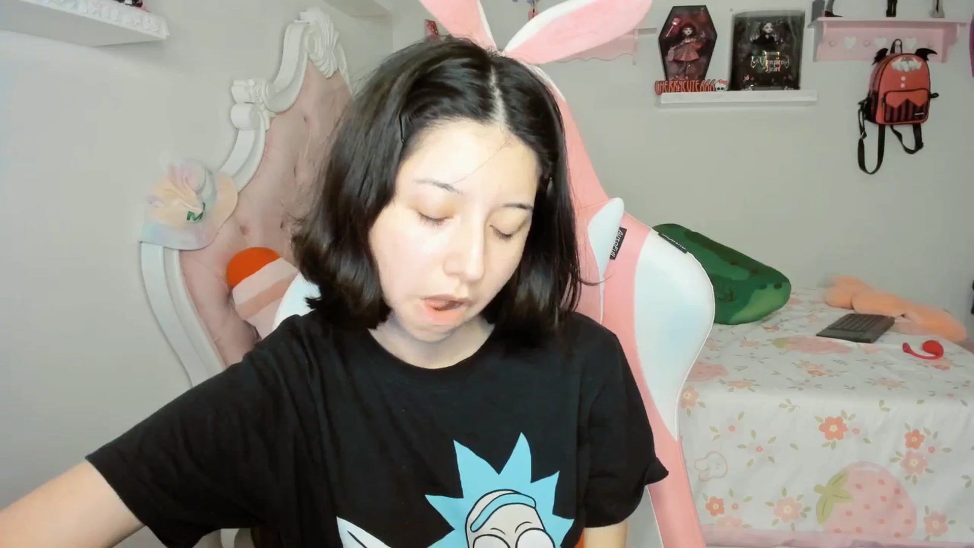 Gallery image thumbnail from Cherrycute666's myfreecams stream on, 09/28/2025, 02:23 image 18 of 20