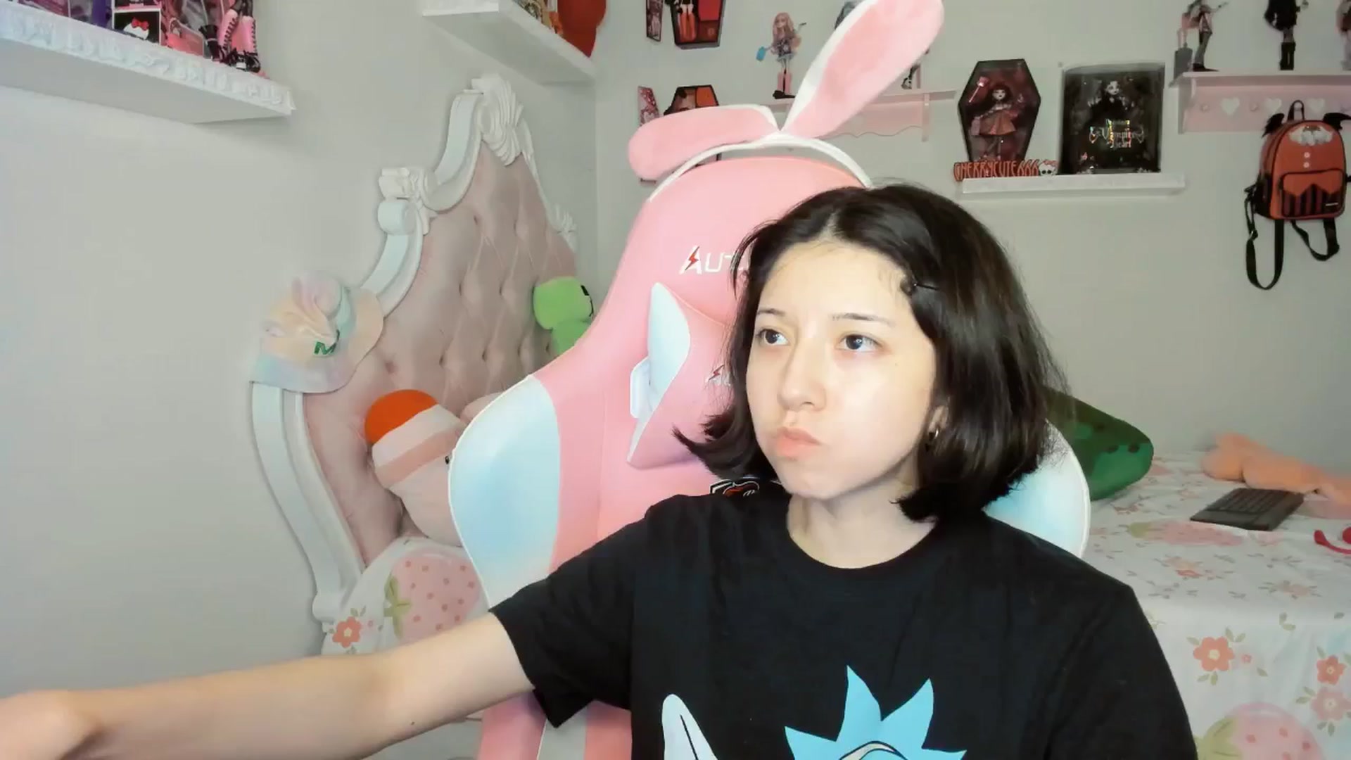 Gallery image thumbnail from Cherrycute666's myfreecams stream on, 09/28/2025, 02:23 image 1 of 20