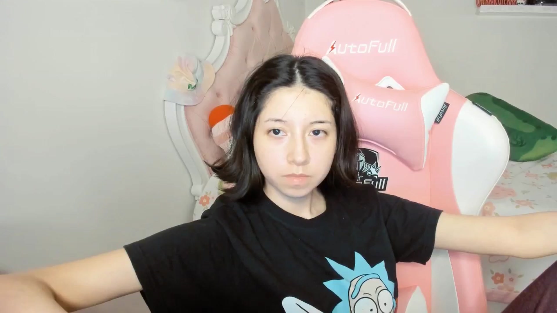 Gallery image thumbnail from Cherrycute666's myfreecams stream on, 09/28/2025, 08:12 image 11 of 20