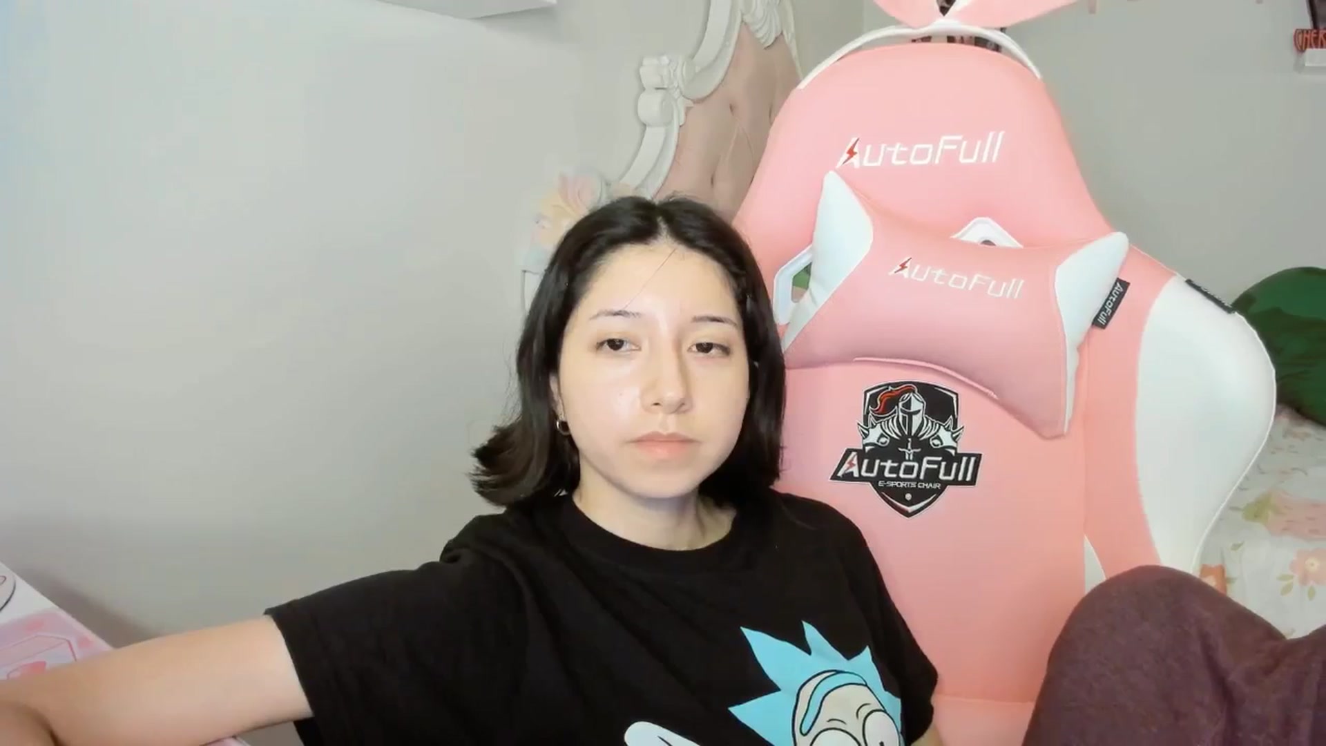 Gallery image thumbnail from Cherrycute666's myfreecams stream on, 09/28/2025, 08:12 image 16 of 20