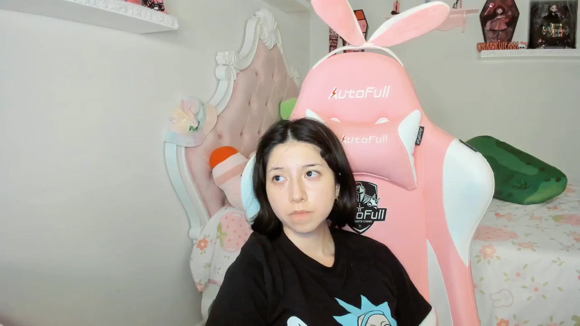 Gallery image thumbnail from Cherrycute666's myfreecams stream on, 09/28/2025, 08:31 image 13 of 20