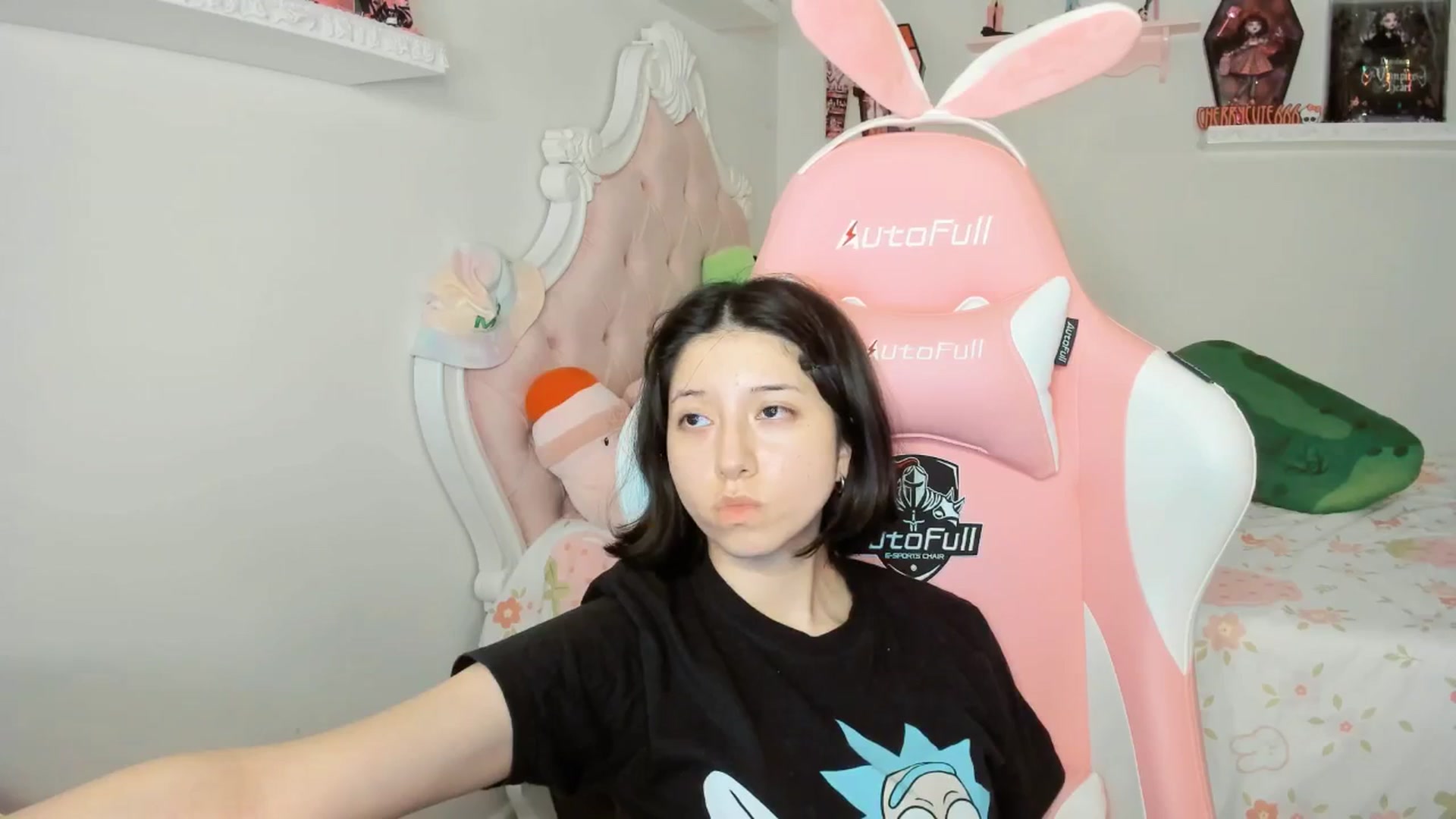 Gallery image thumbnail from Cherrycute666's myfreecams stream on, 09/28/2025, 08:31 image 10 of 20