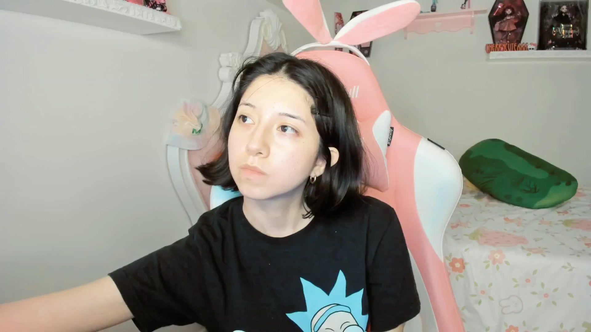 Gallery image thumbnail from Cherrycute666's myfreecams stream on, 09/28/2025, 08:31 image 1 of 20