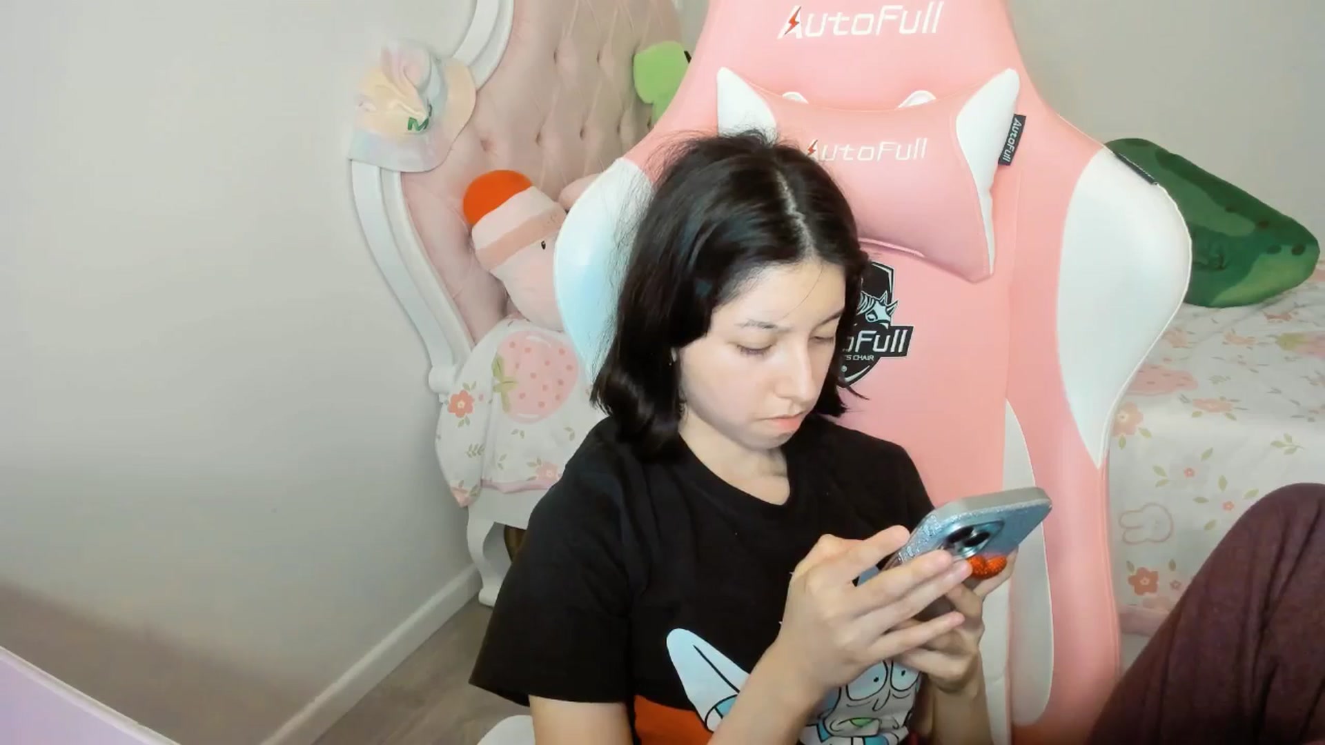 Gallery image thumbnail from Cherrycute666's myfreecams stream on, 09/28/2025, 08:31 image 20 of 20