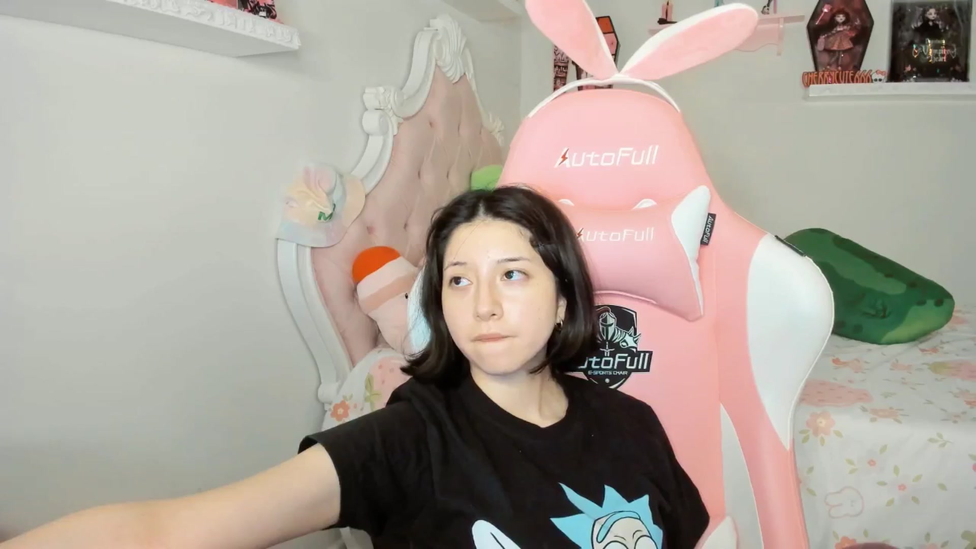 Gallery image thumbnail from Cherrycute666's myfreecams stream on, 09/28/2025, 08:31 image 9 of 20