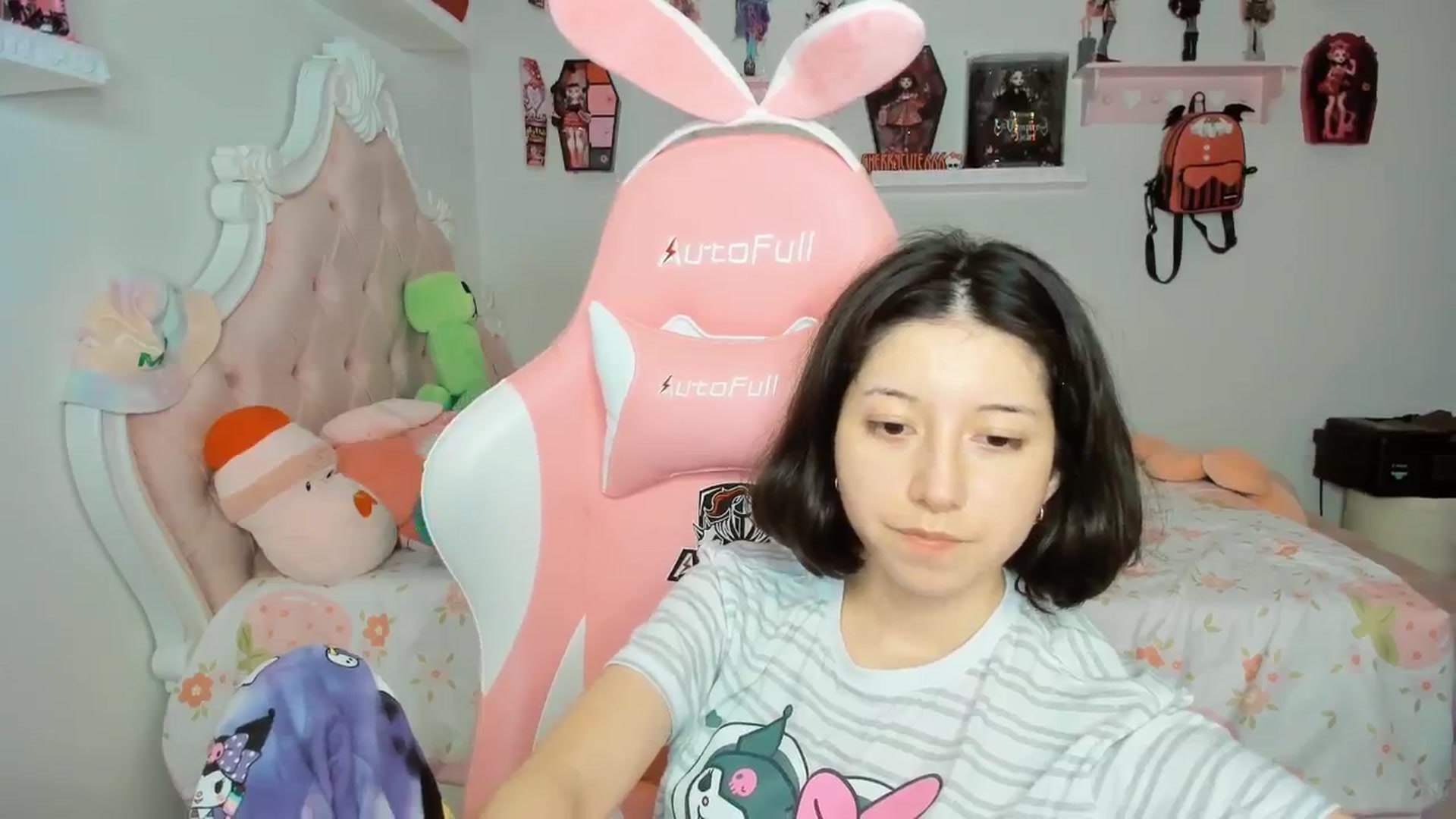 Gallery image thumbnail from Cherrycute666's myfreecams stream on, 09/29/2025, 05:05 image 20 of 20