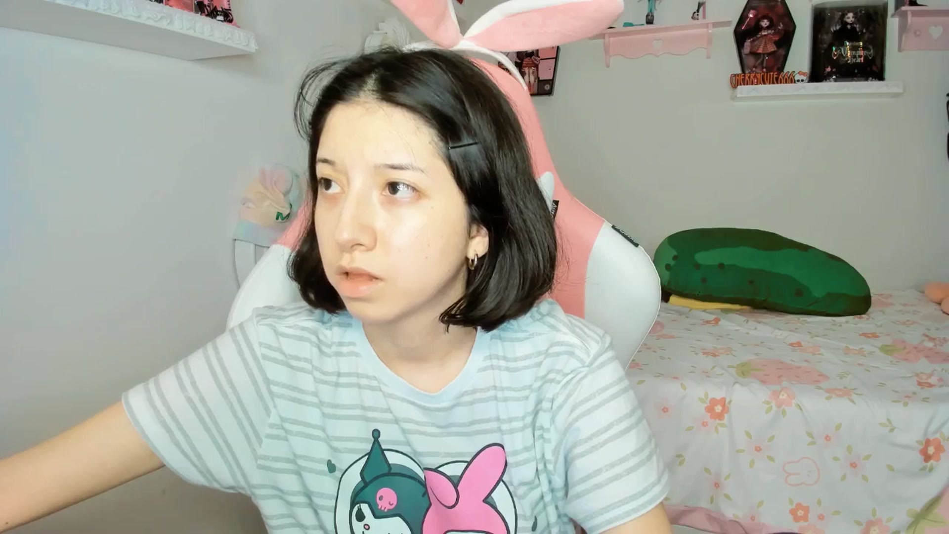 Gallery image thumbnail from Cherrycute666's myfreecams stream on, 09/29/2025, 05:05 image 18 of 20