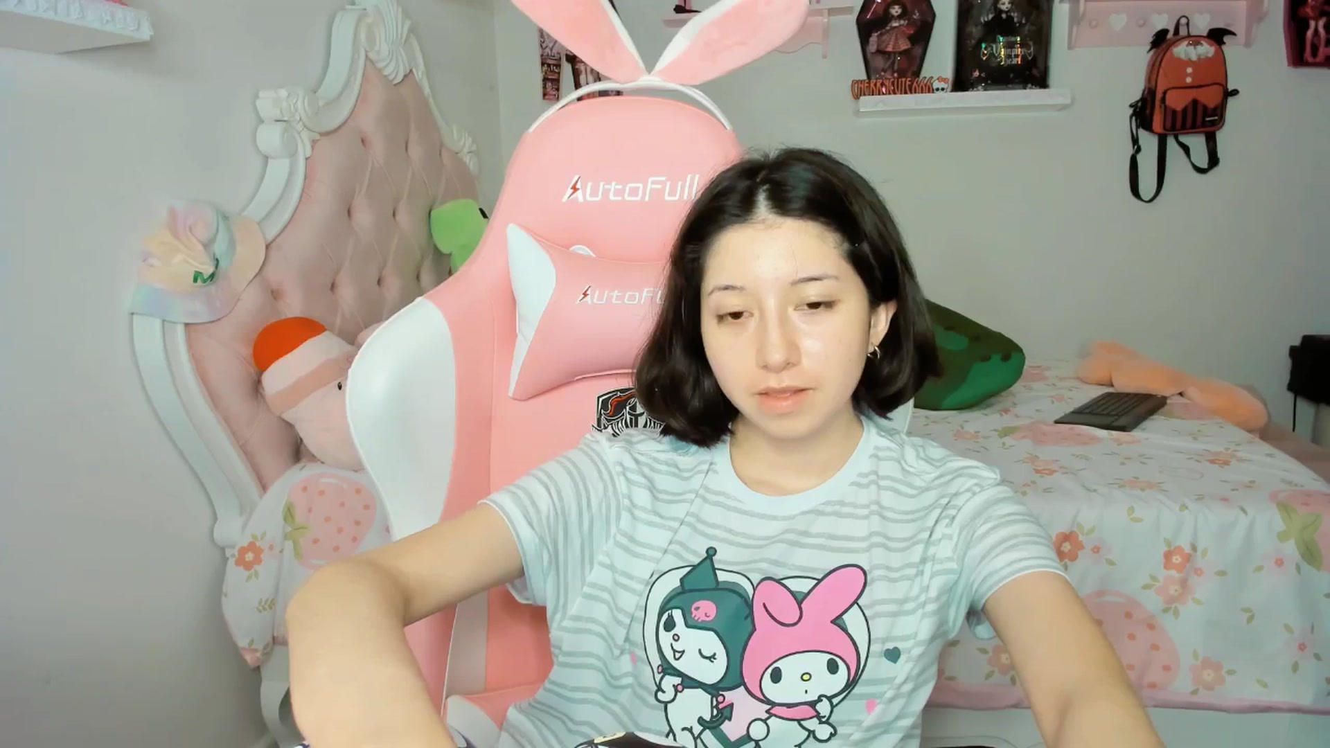 Gallery image thumbnail from Cherrycute666's myfreecams stream on, 09/29/2025, 05:05 image 6 of 20