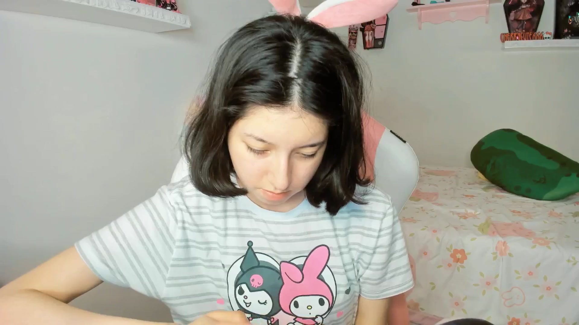Gallery image thumbnail from Cherrycute666's myfreecams stream on, 09/29/2025, 05:05 image 9 of 20
