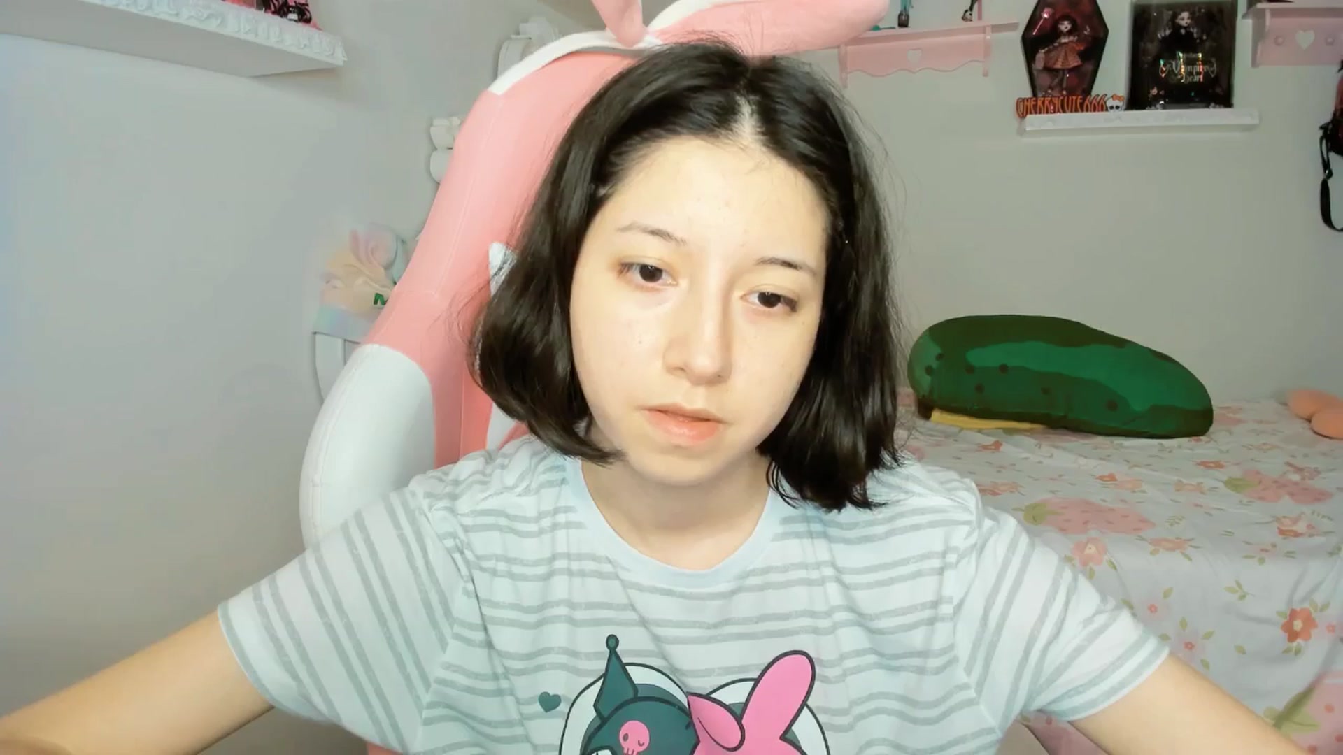 Gallery image thumbnail from Cherrycute666's myfreecams stream on, 09/29/2025, 05:18 image 16 of 20