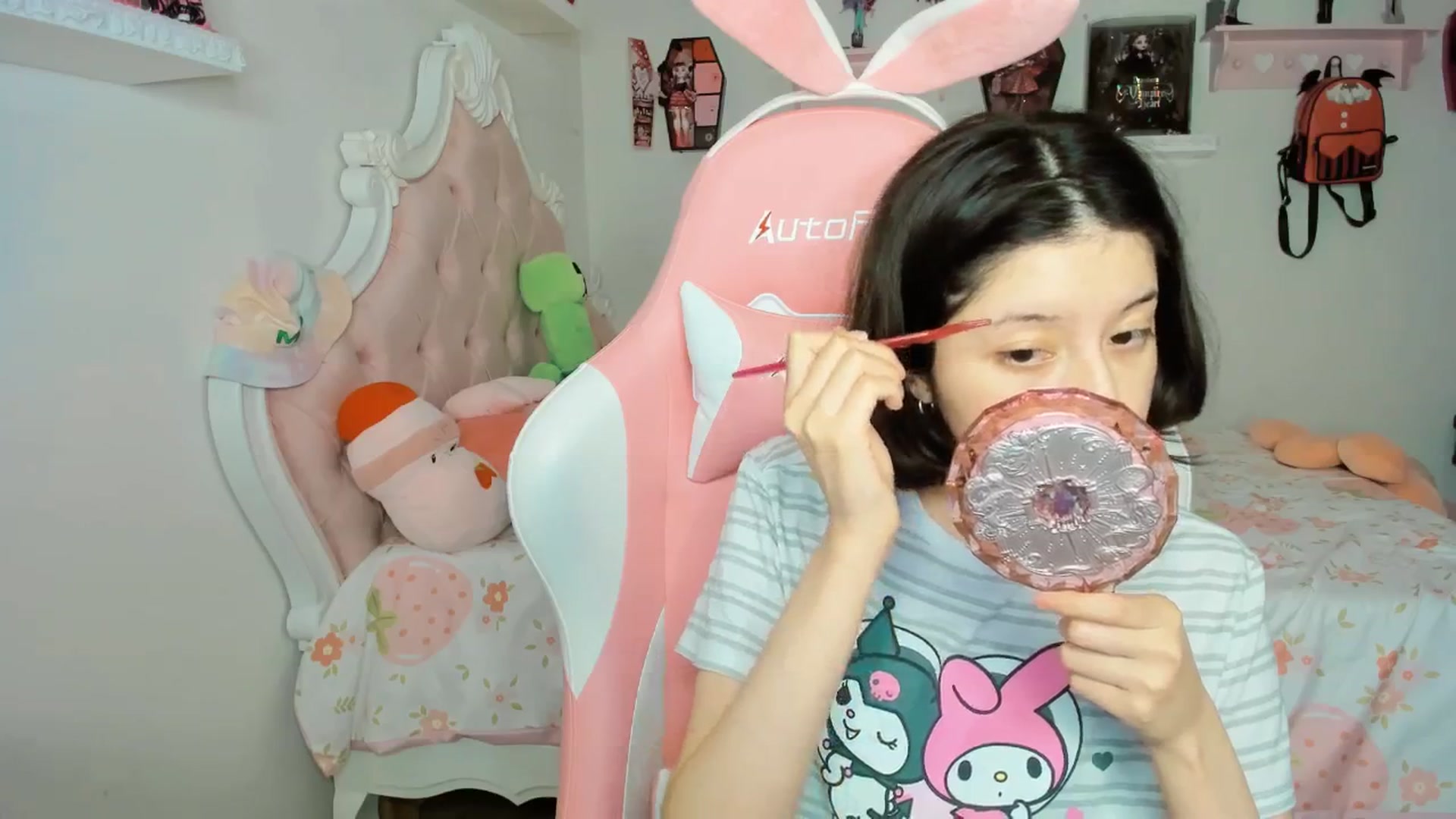 Gallery image thumbnail from Cherrycute666's myfreecams stream on, 09/29/2025, 05:18 image 14 of 20