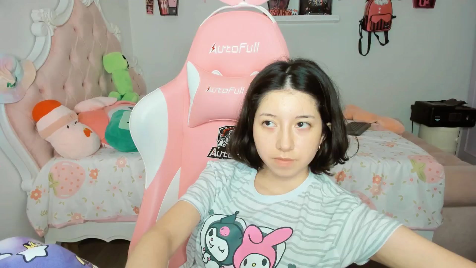 Gallery image thumbnail from Cherrycute666's myfreecams stream on, 09/29/2025, 05:18 image 2 of 20