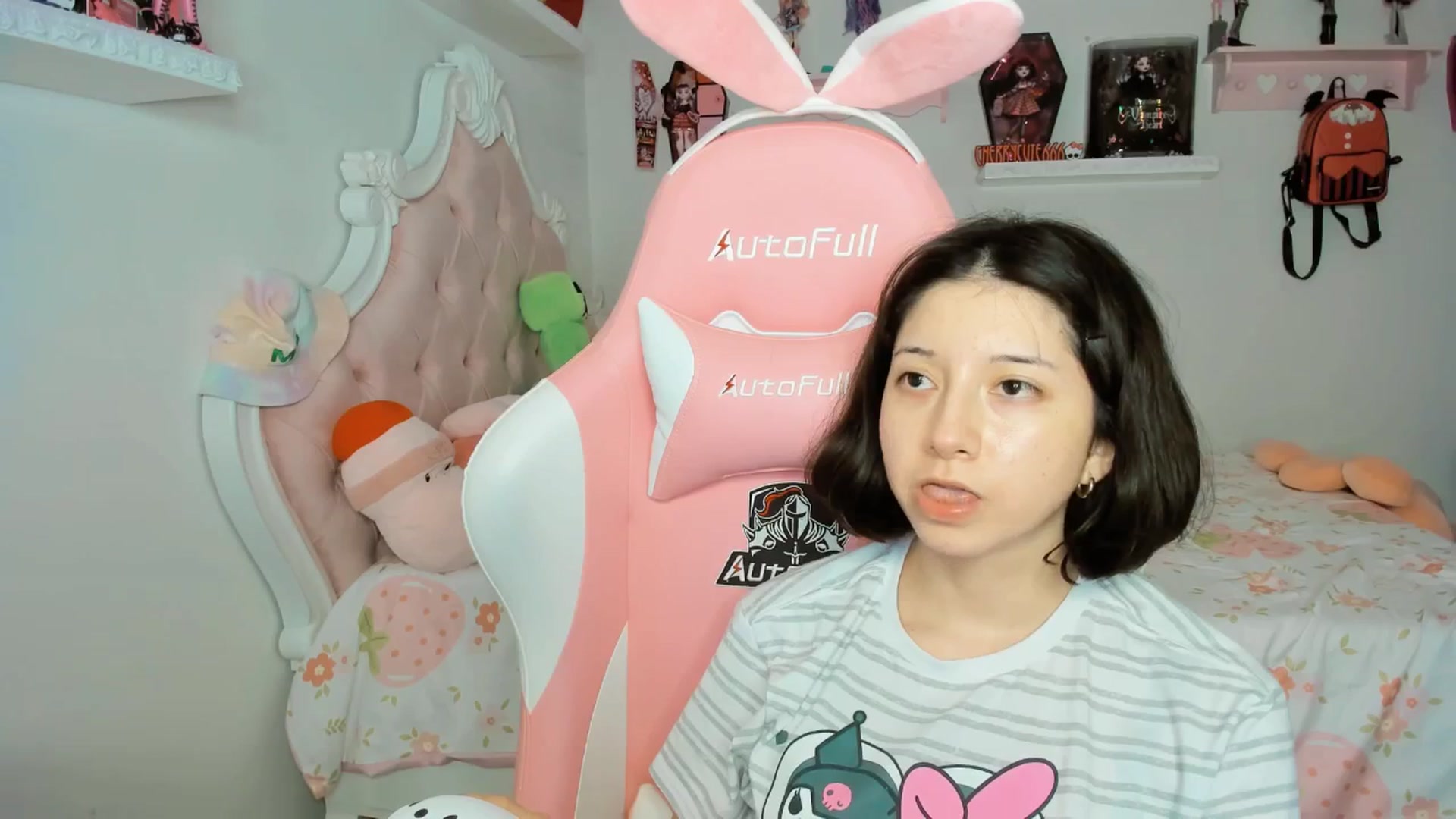 Gallery image thumbnail from Cherrycute666's myfreecams stream on, 09/29/2025, 05:18 image 19 of 20