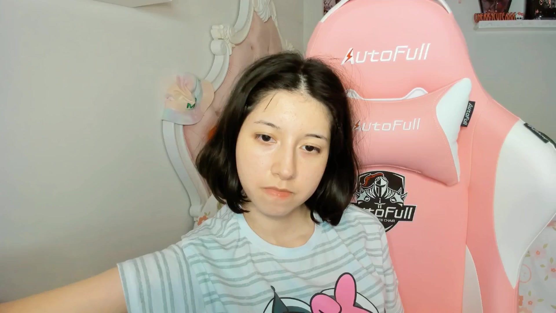 Gallery image thumbnail from Cherrycute666's myfreecams stream on, 09/29/2025, 06:12 image 8 of 20