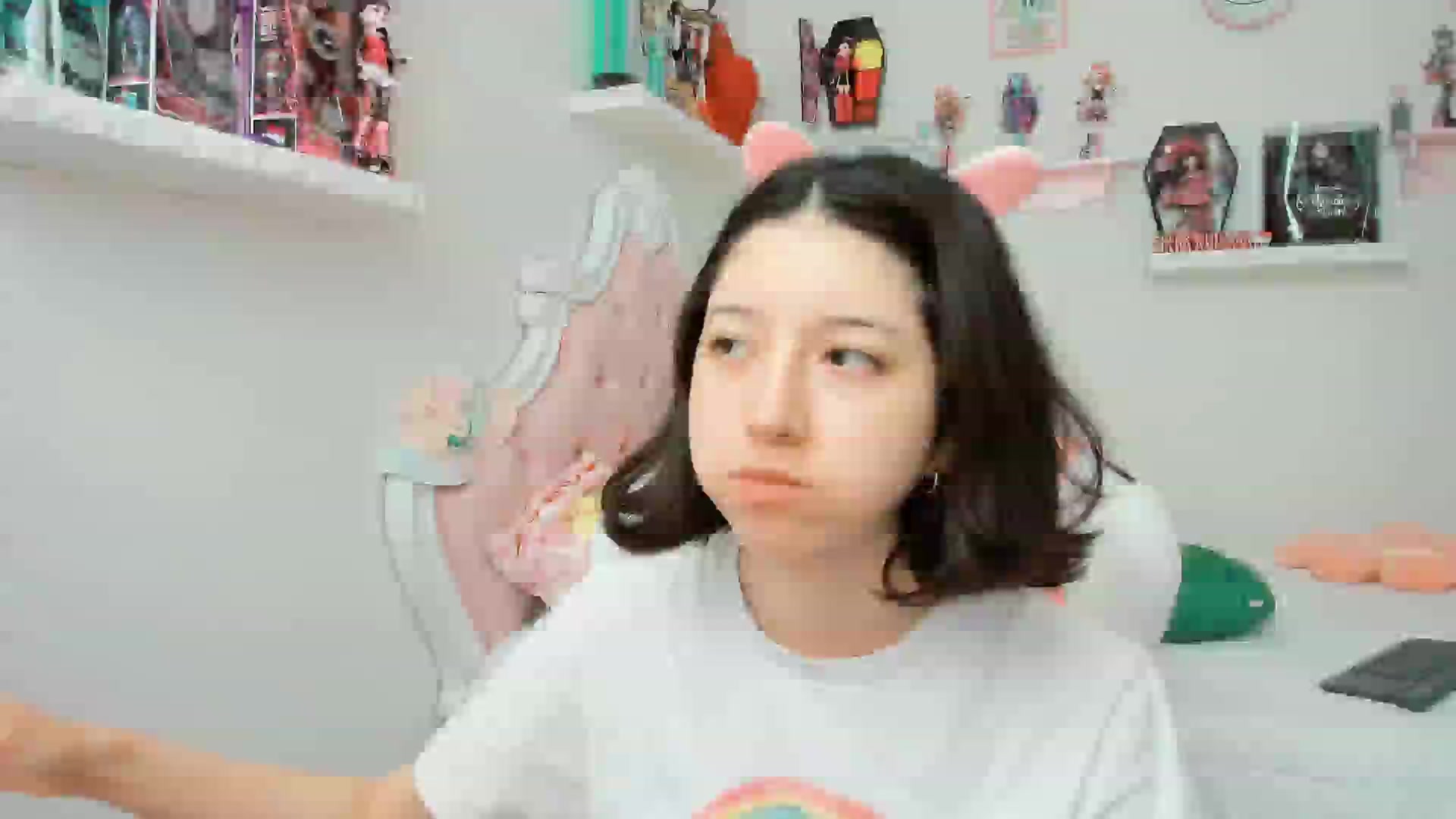 Gallery image thumbnail from Cherrycute666's myfreecams stream on, 10/02/2025, 20:34 image 1 of 20