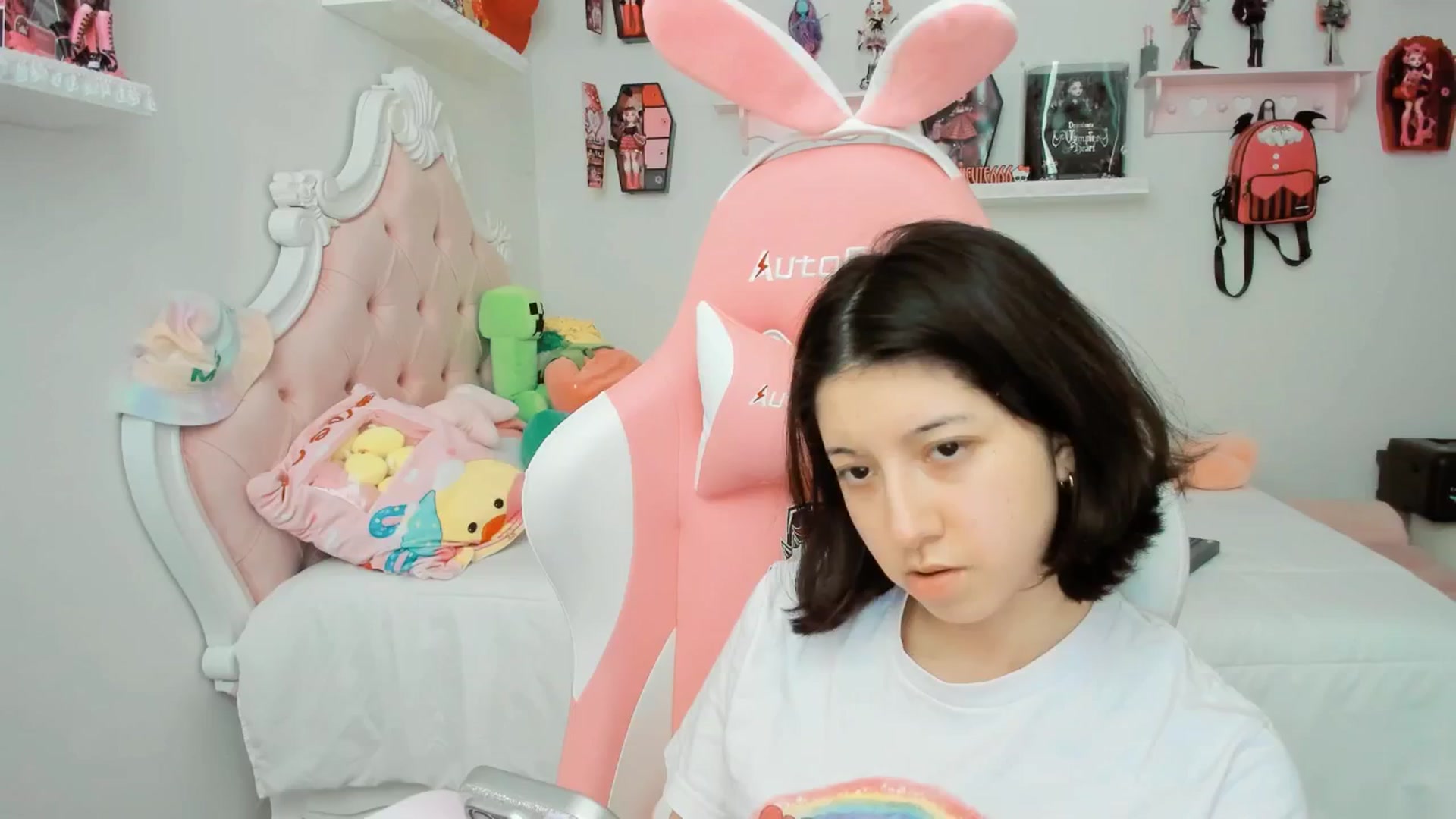 Gallery image thumbnail from Cherrycute666's myfreecams stream on, 10/02/2025, 21:45 image 14 of 20