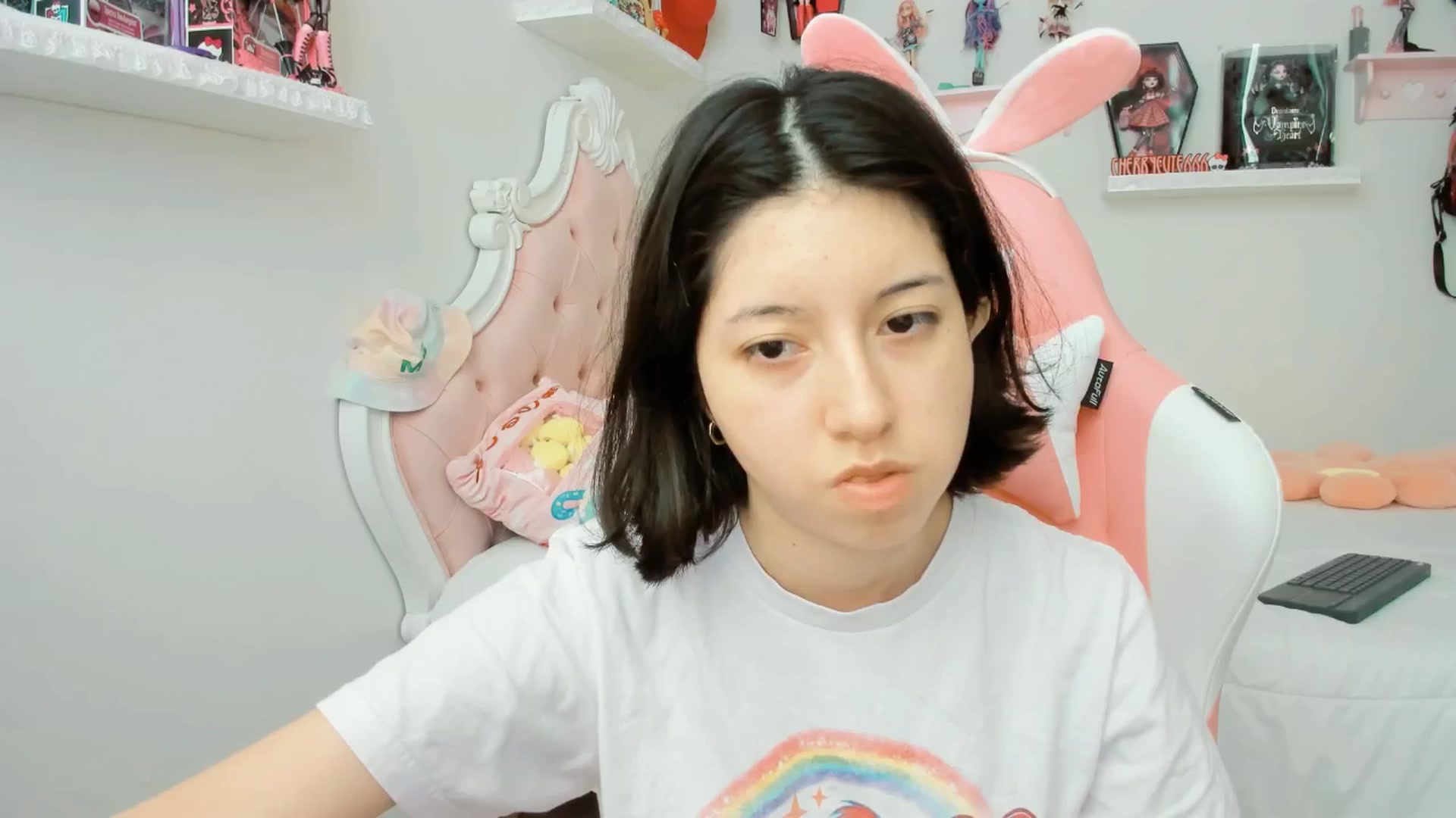 Gallery image thumbnail from Cherrycute666's myfreecams stream on, 10/02/2025, 21:45 image 4 of 20