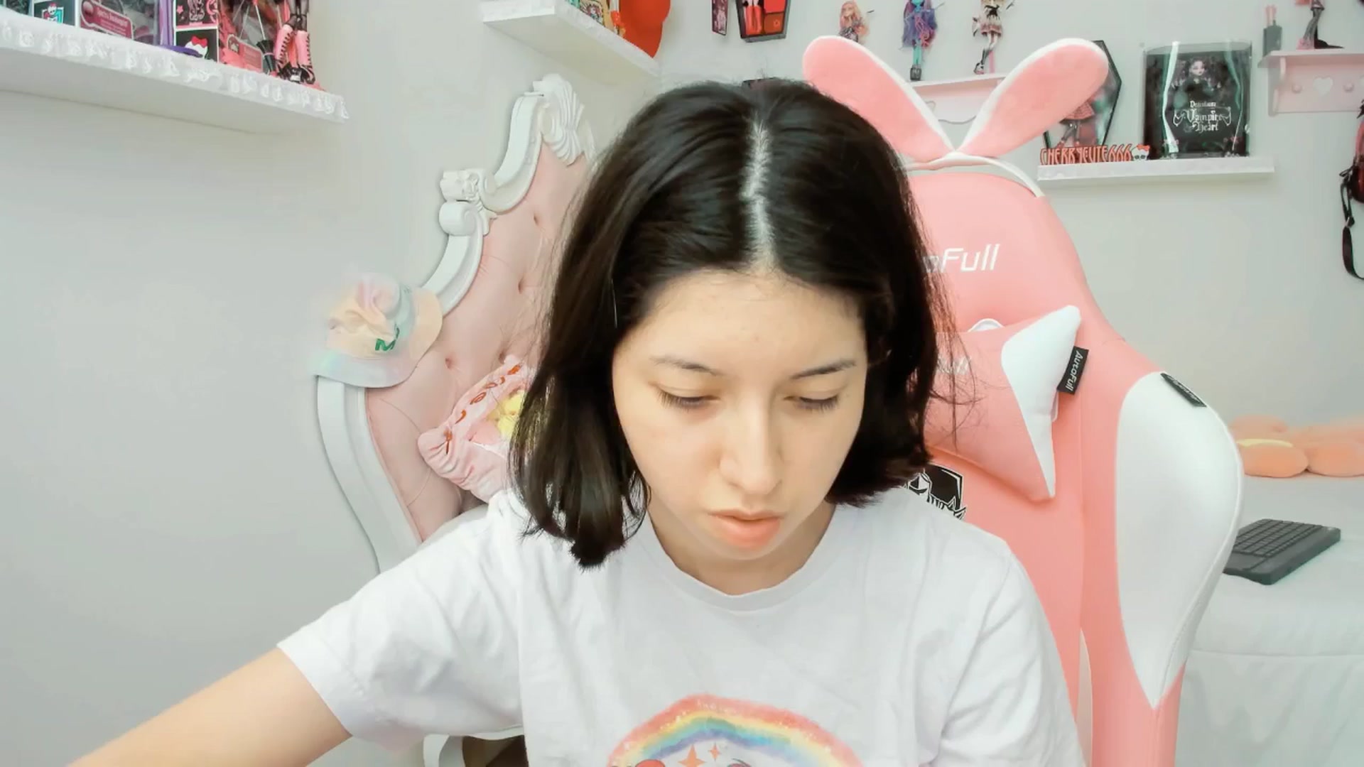 Gallery image thumbnail from Cherrycute666's myfreecams stream on, 10/02/2025, 21:45 image 3 of 20