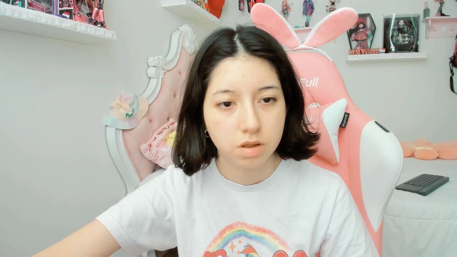 Gallery image thumbnail from Cherrycute666's myfreecams stream on, 10/02/2025, 21:45 image 7 of 20