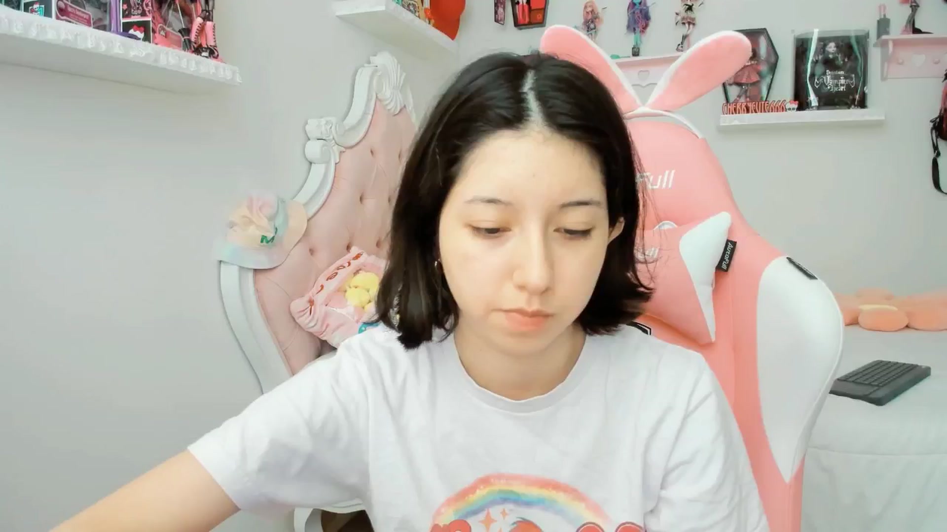 Gallery image thumbnail from Cherrycute666's myfreecams stream on, 10/02/2025, 21:45 image 1 of 20