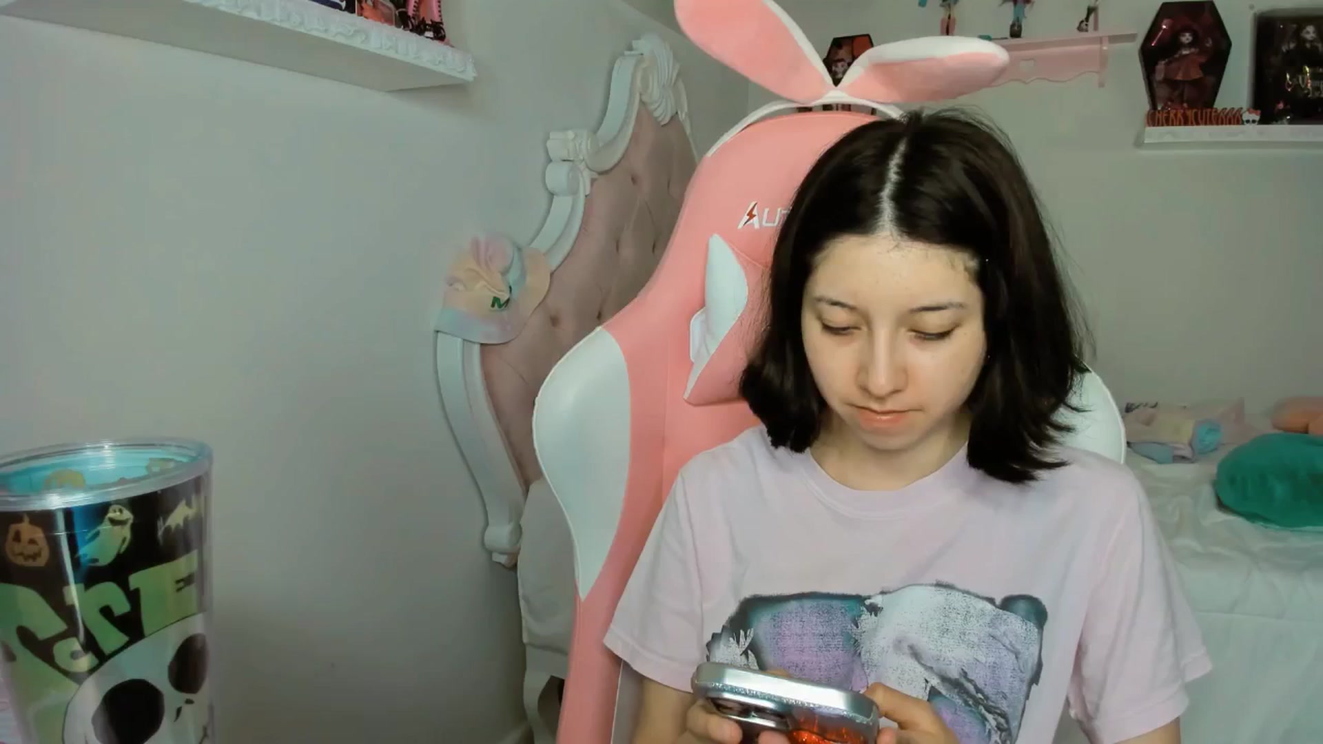 Gallery image thumbnail from Cherrycute666's myfreecams stream on, 10/05/2025, 08:43 image 4 of 20