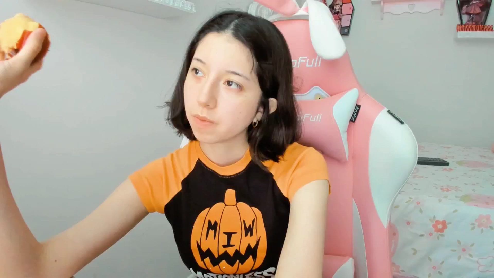Gallery image thumbnail from Cherrycute666's myfreecams stream on, 10/09/2025, 23:57 image 5 of 20