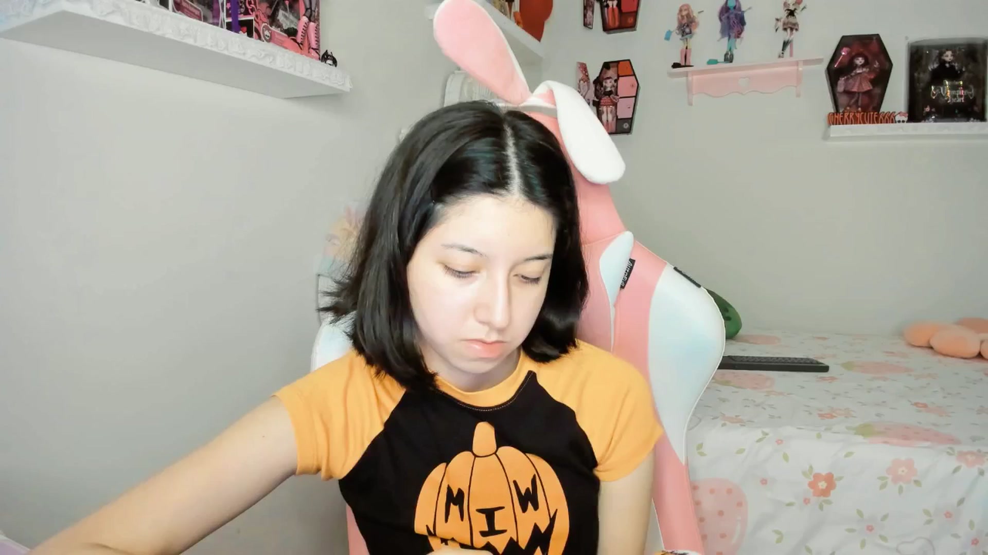 Gallery image thumbnail from Cherrycute666's myfreecams stream on, 10/10/2025, 04:04 image 1 of 20