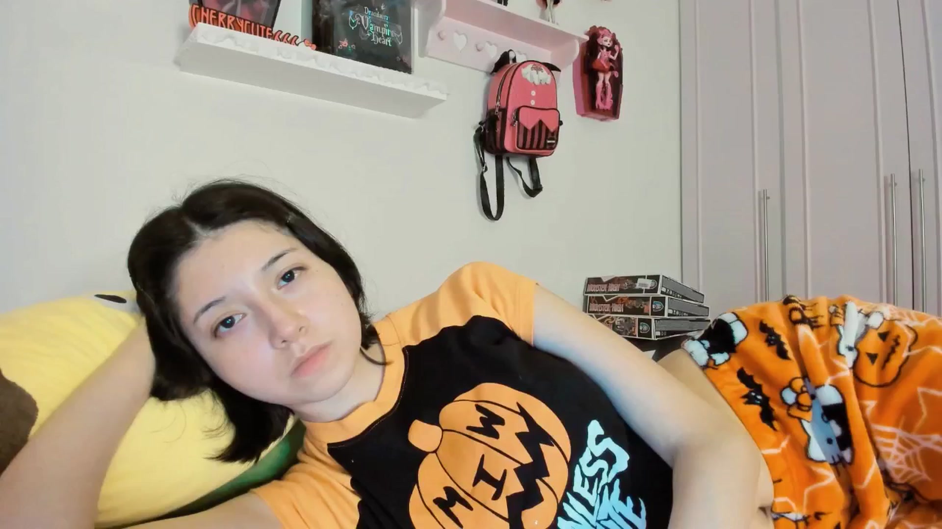 Gallery image thumbnail from Cherrycute666's myfreecams stream on, 10/10/2025, 04:04 image 18 of 20