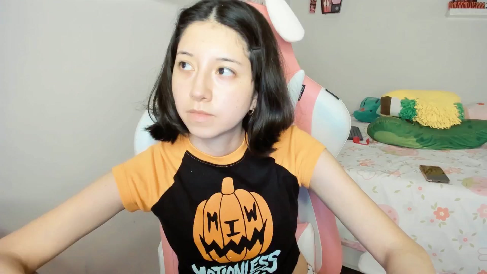Gallery image thumbnail from Cherrycute666's myfreecams stream on, 10/10/2025, 07:20 image 5 of 20