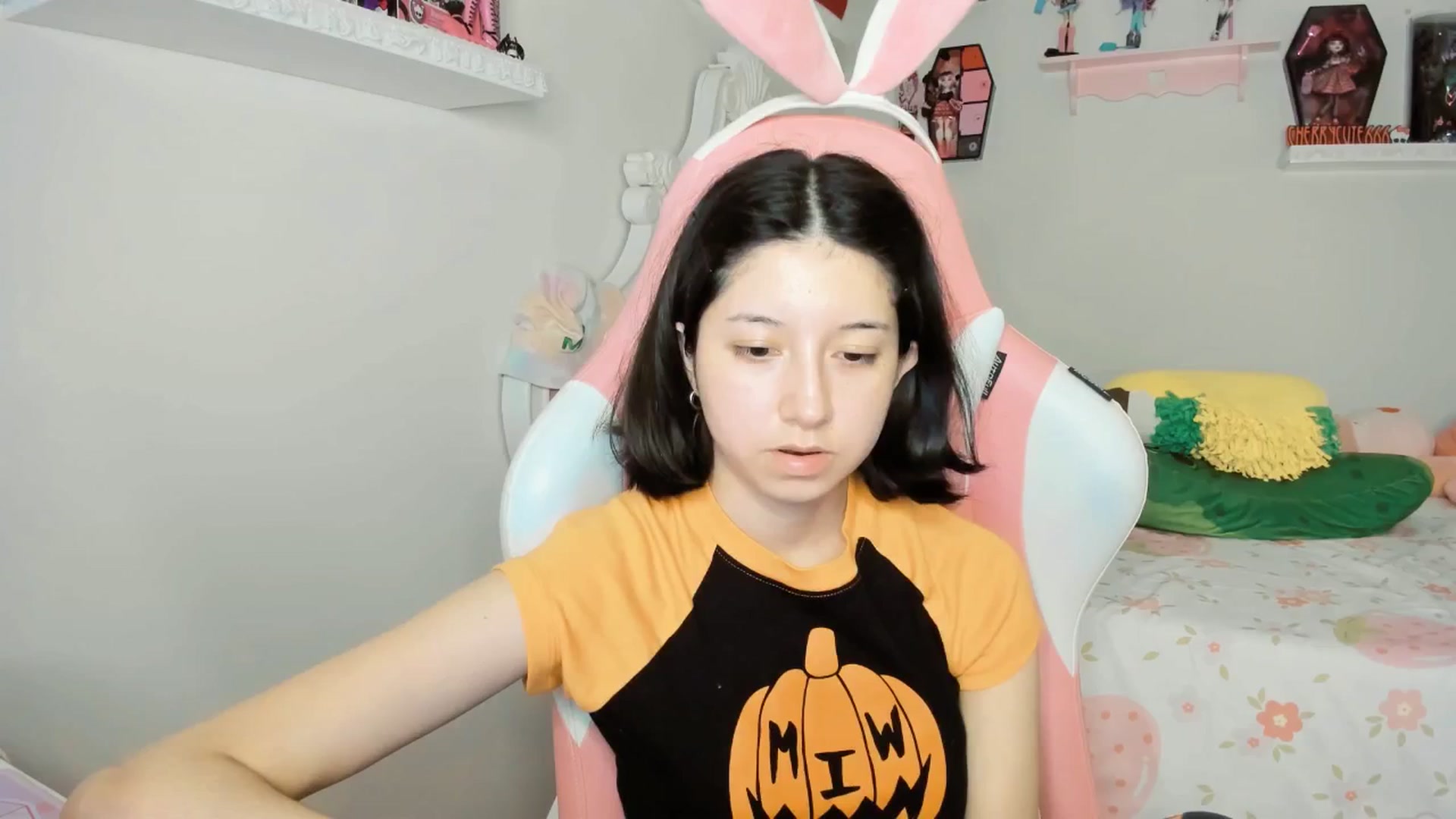 Gallery image thumbnail from Cherrycute666's myfreecams stream on, 10/10/2025, 07:20 image 10 of 20