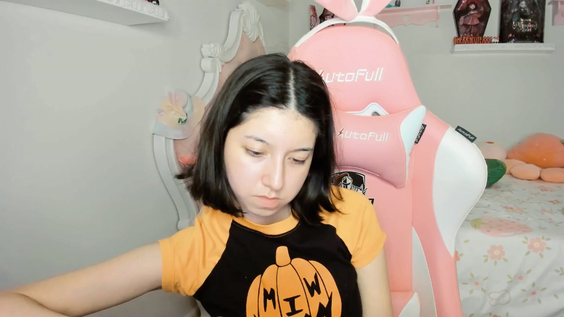 Gallery image thumbnail from Cherrycute666's myfreecams stream on, 10/10/2025, 07:20 image 19 of 20