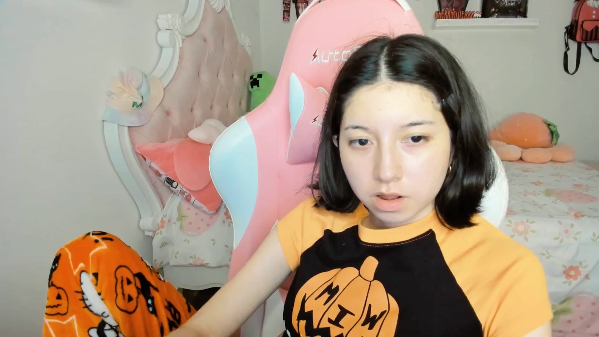Gallery image thumbnail from Cherrycute666's myfreecams stream on, 10/10/2025, 07:20 image 6 of 20