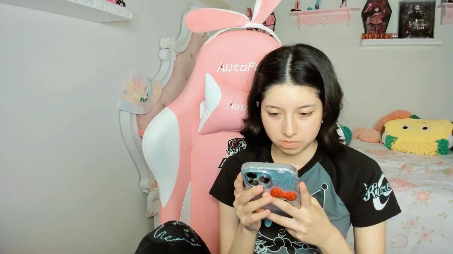 Gallery image thumbnail from Cherrycute666's myfreecams stream on, 10/11/2025, 08:22 image 6 of 20