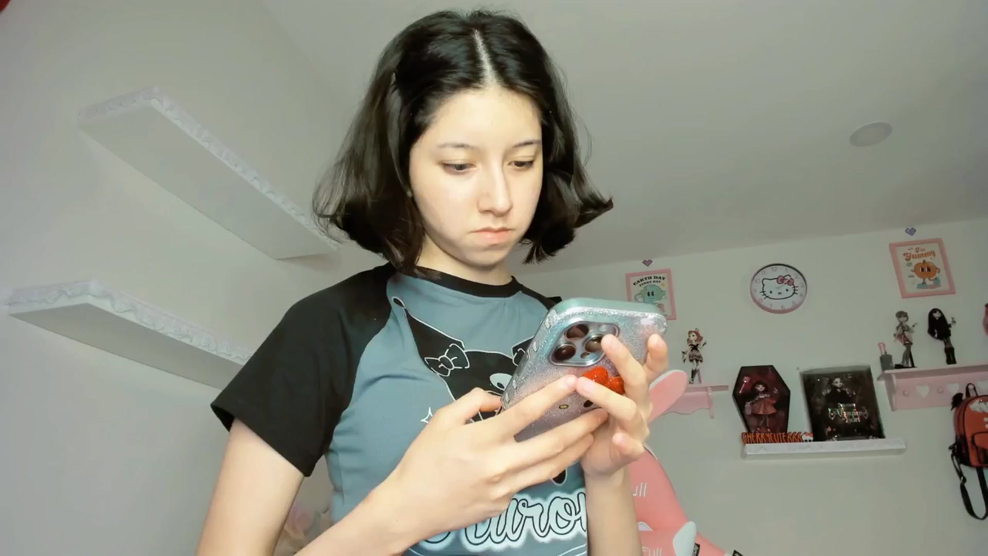 Gallery image thumbnail from Cherrycute666's myfreecams stream on, 10/11/2025, 09:45 image 1 of 20