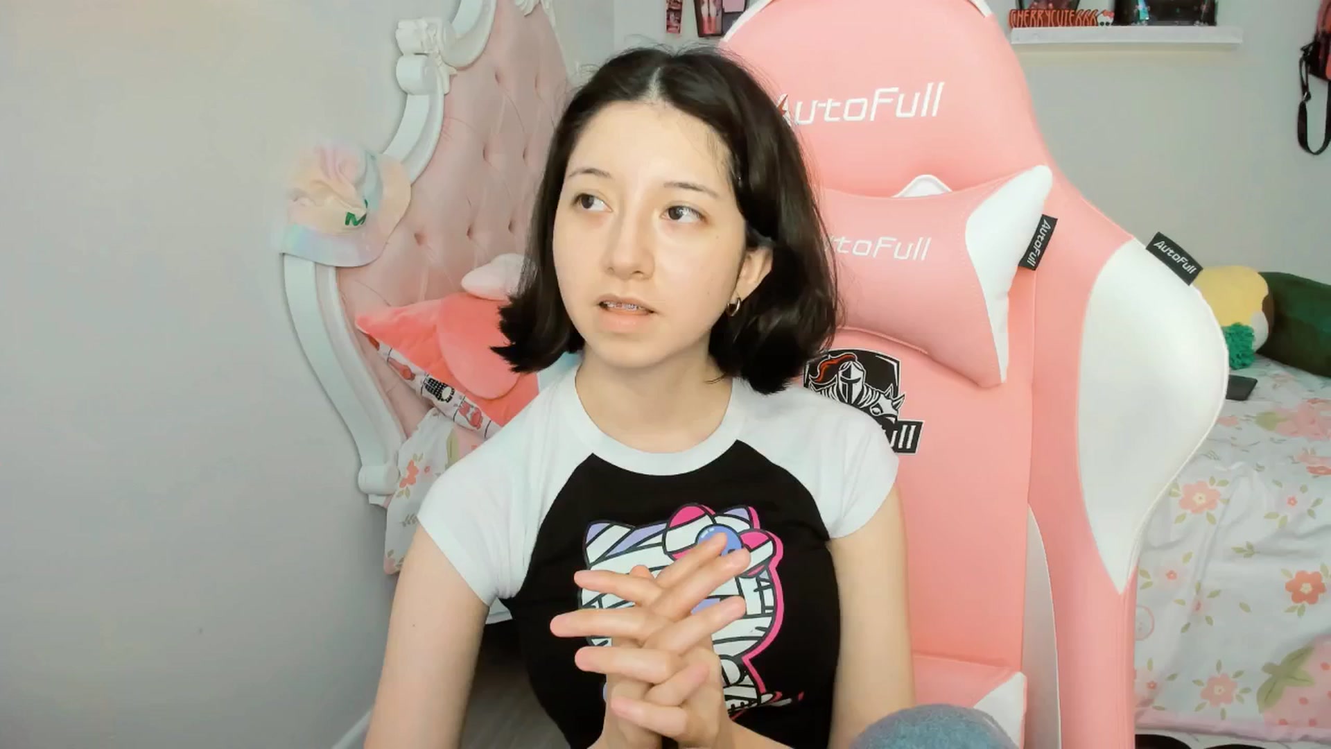 Gallery image thumbnail from Cherrycute666's myfreecams stream on, 10/11/2025, 22:38 image 18 of 20