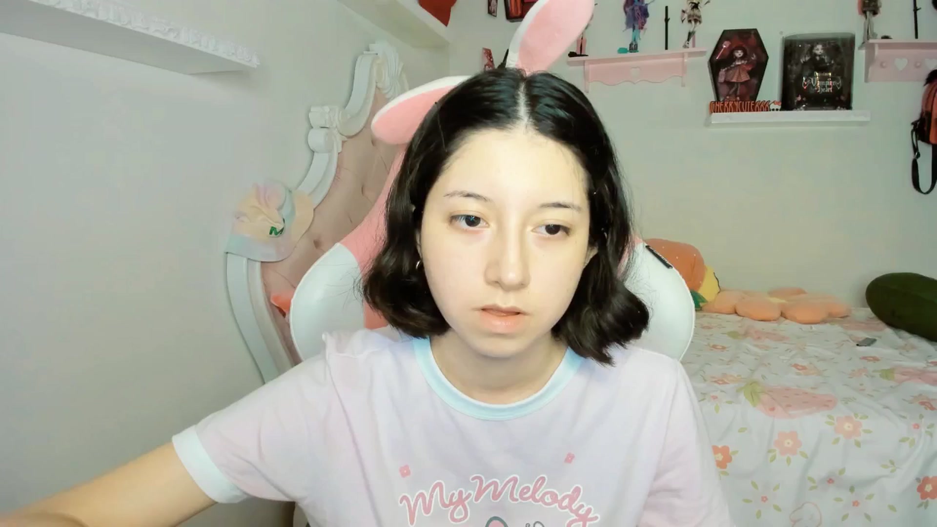 Gallery image thumbnail from Cherrycute666's myfreecams stream on, 10/12/2025, 07:52 image 8 of 20