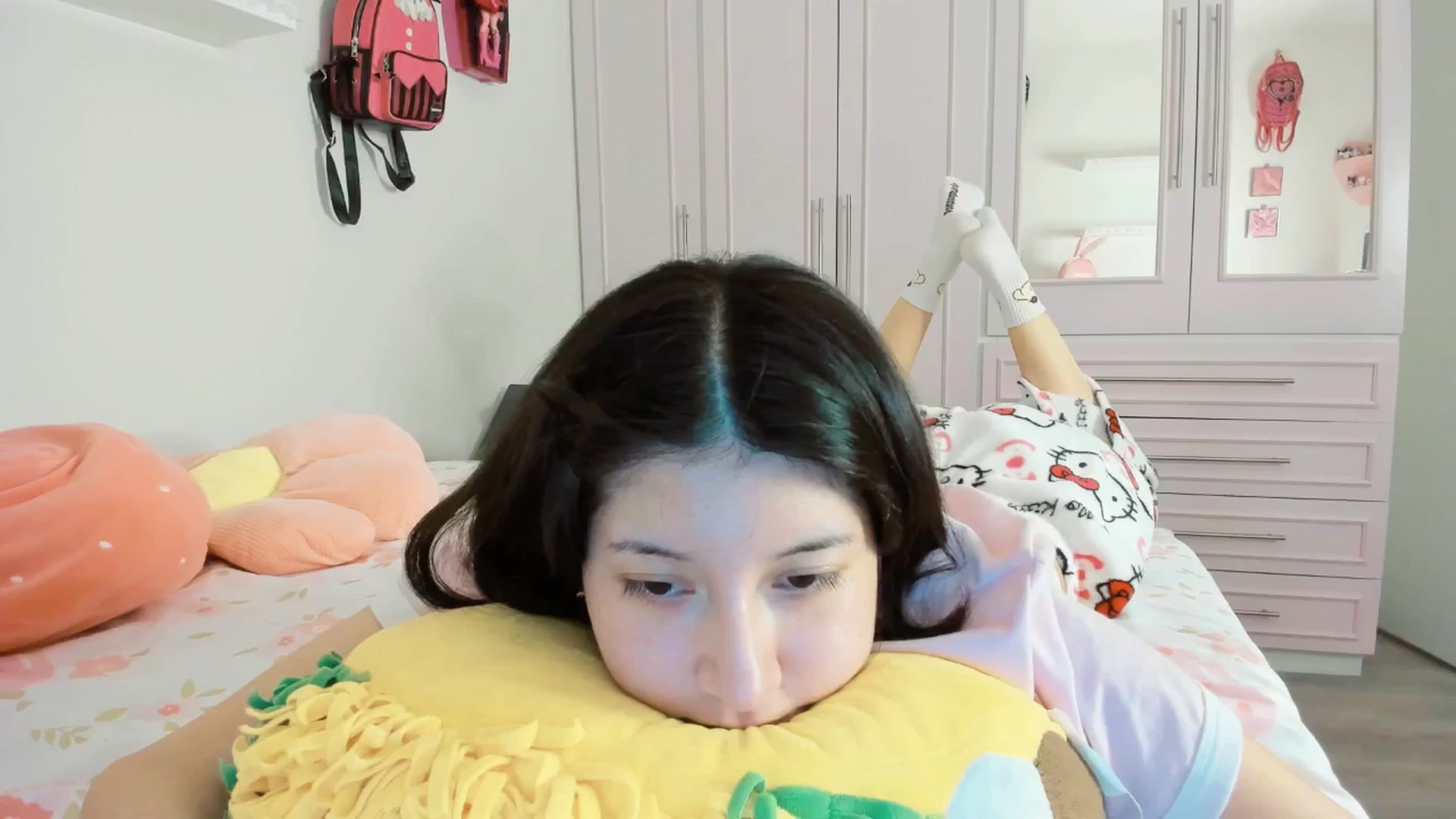 Gallery image thumbnail from Cherrycute666's myfreecams stream on, 10/13/2025, 05:21 image 19 of 20