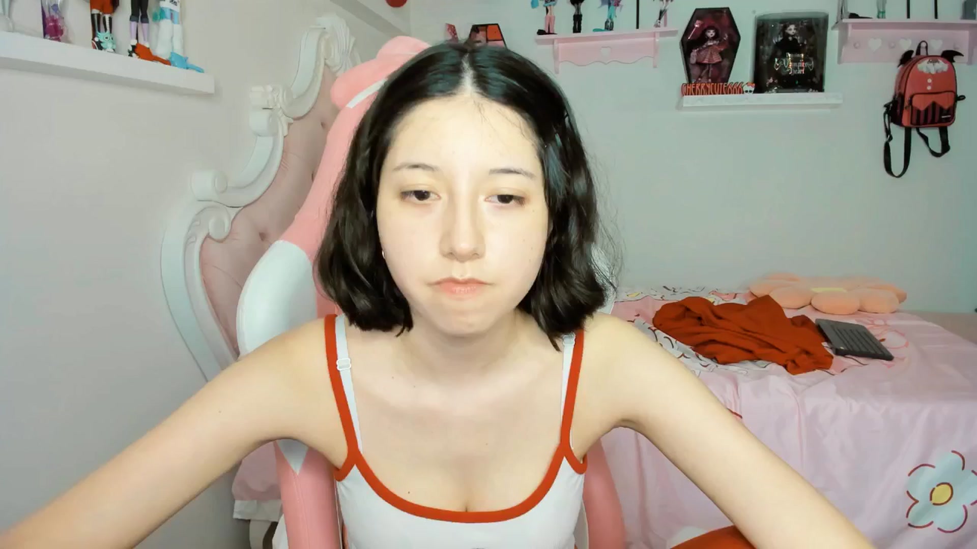Gallery image thumbnail from Cherrycute666's myfreecams stream on, 10/14/2025, 07:42 image 2 of 20