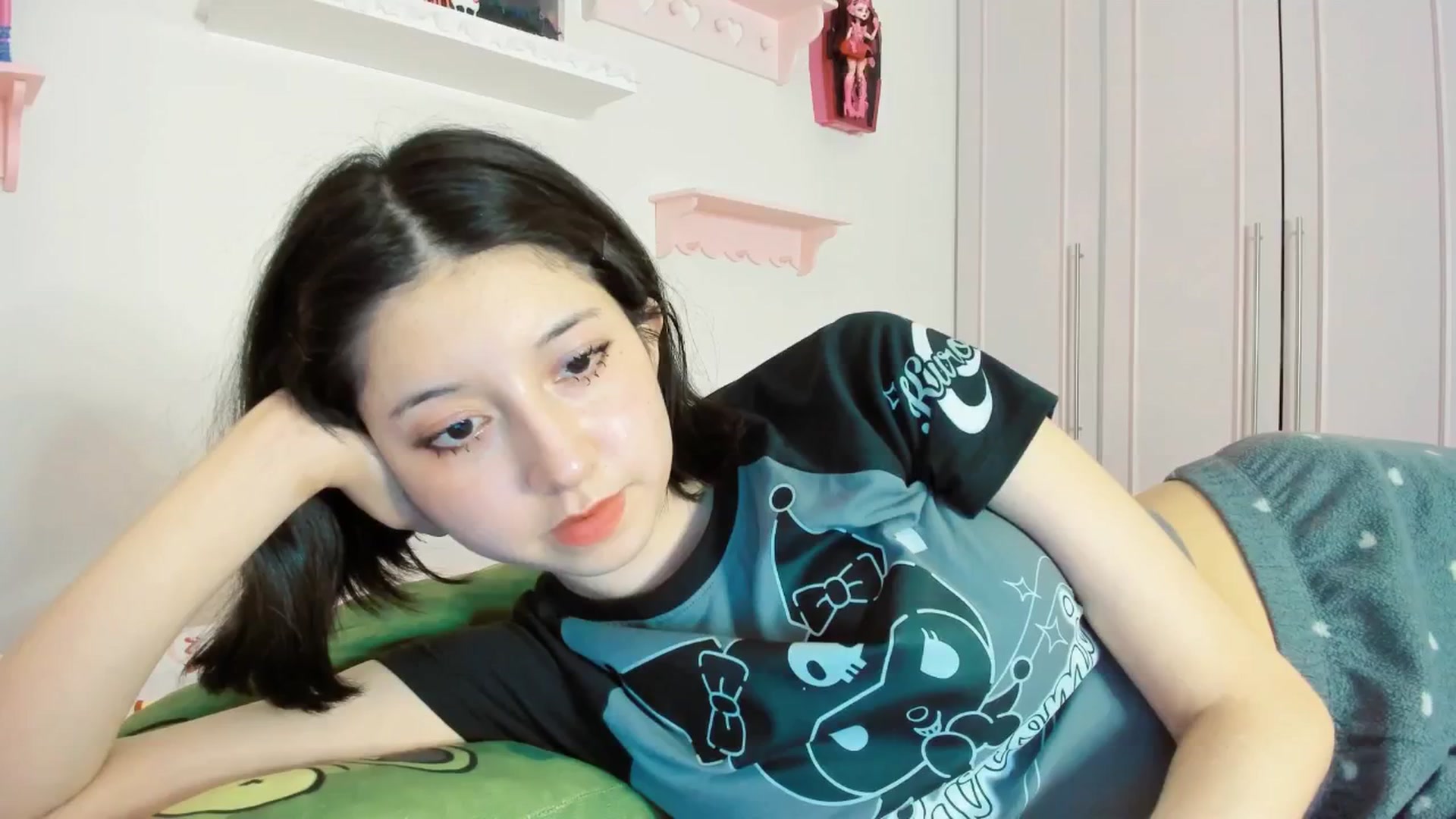 Gallery image thumbnail from Cherrycute666's myfreecams stream on, 10/18/2025, 08:57 image 2 of 20