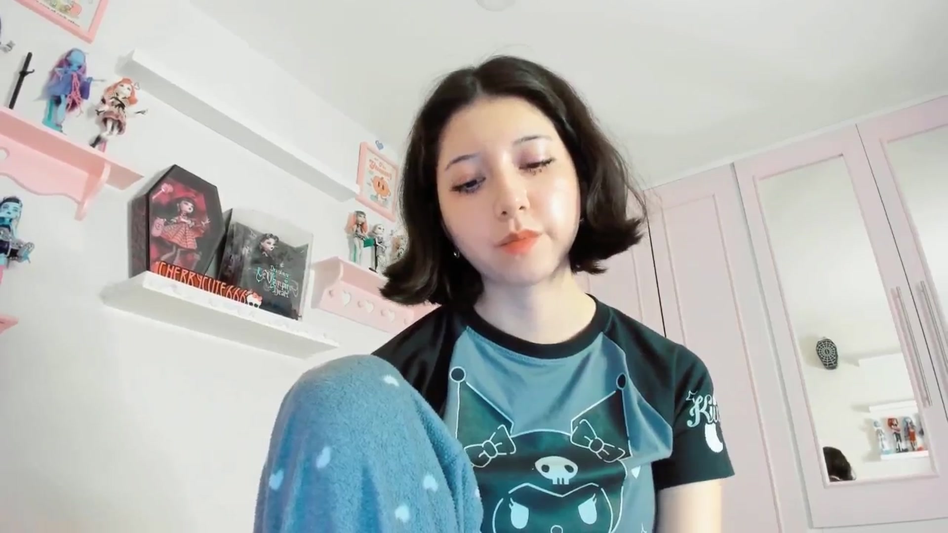 Gallery image thumbnail from Cherrycute666's myfreecams stream on, 10/18/2025, 08:57 image 11 of 20