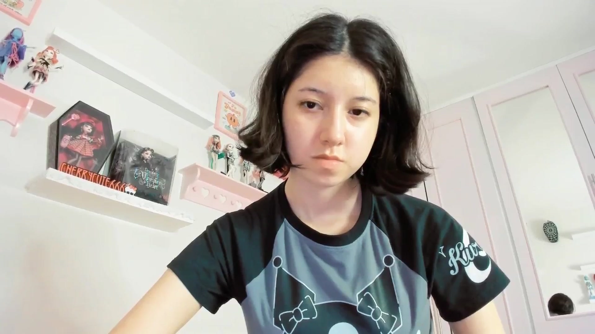 Gallery image thumbnail from Cherrycute666's myfreecams stream on, 10/18/2025, 10:12 image 3 of 20