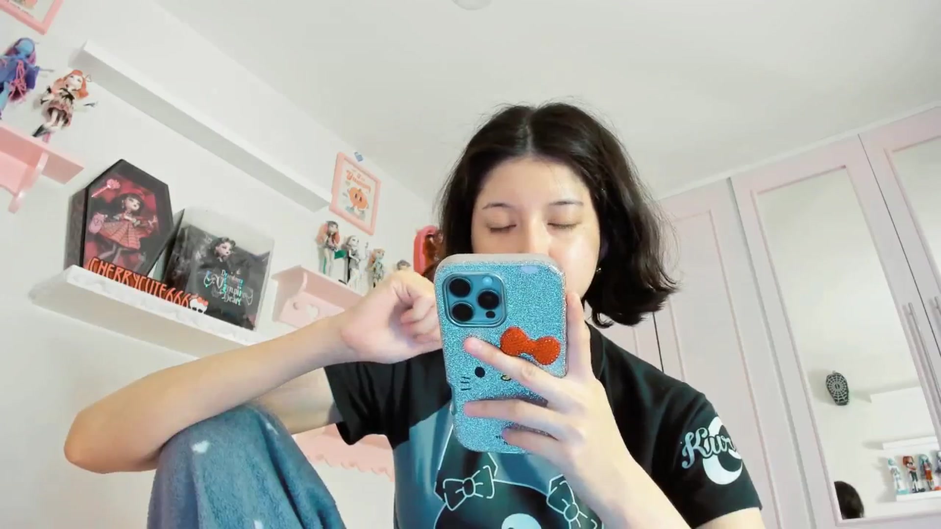 Gallery image thumbnail from Cherrycute666's myfreecams stream on, 10/18/2025, 10:12 image 4 of 20