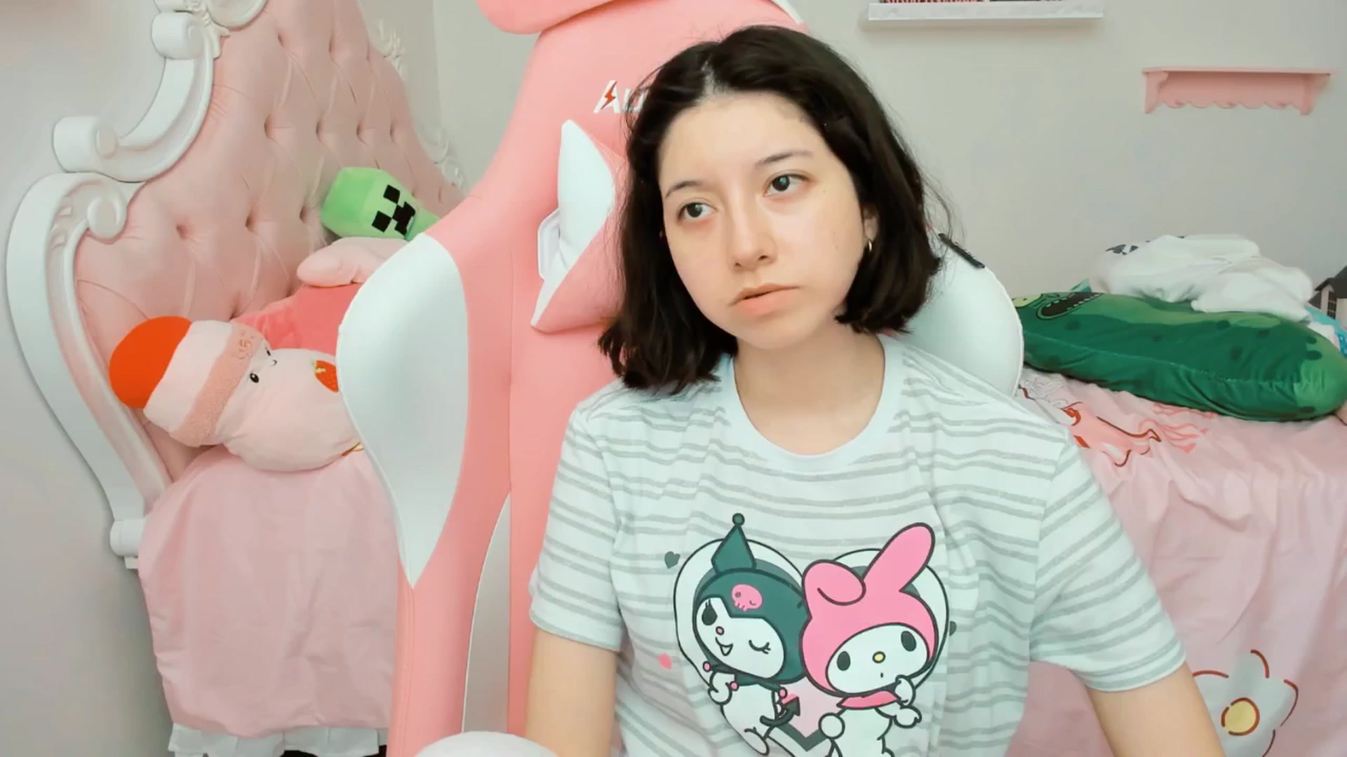 Gallery image thumbnail from Cherrycute666's myfreecams stream on, 10/20/2025, 01:13 image 4 of 20