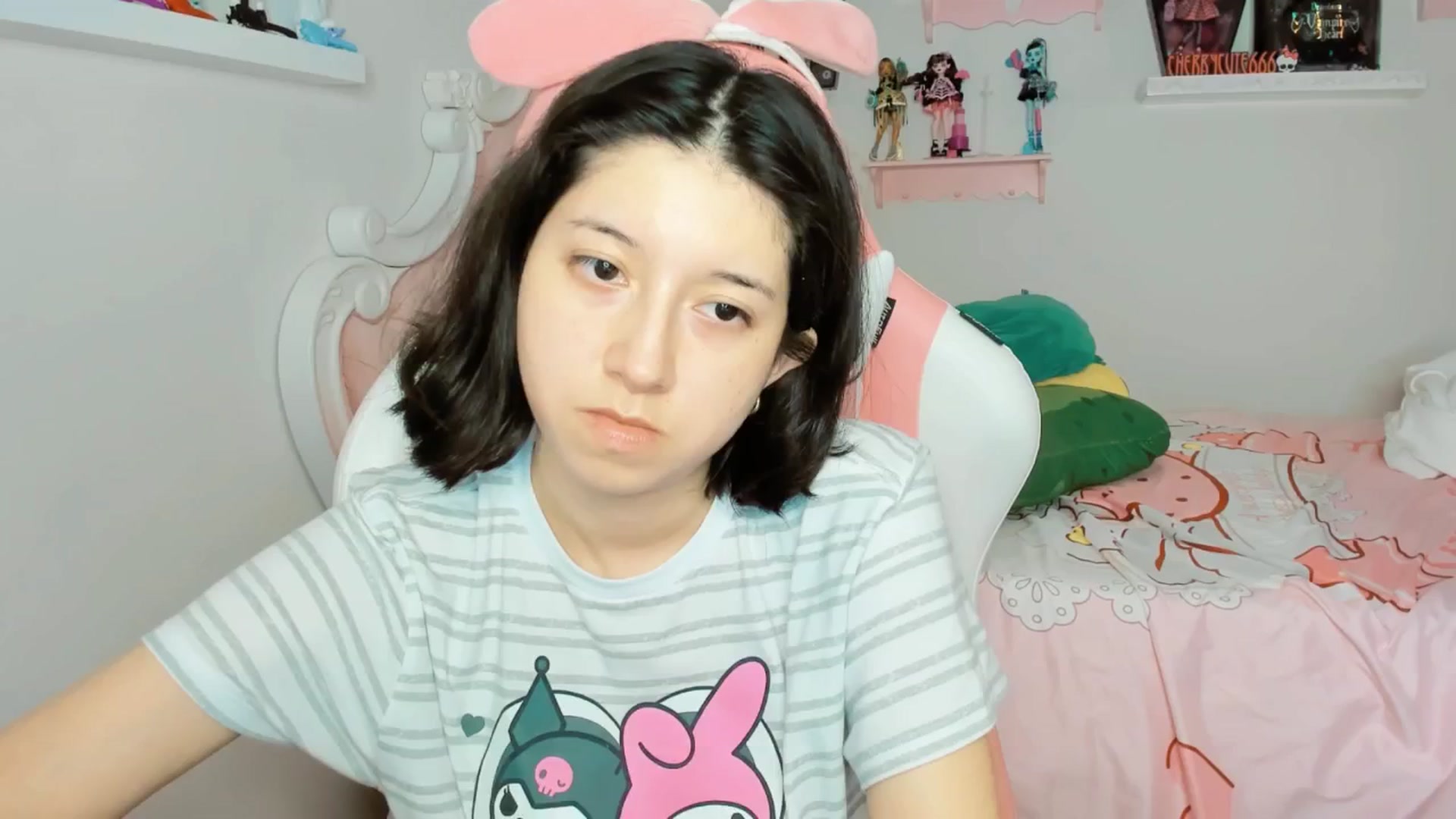 Gallery image thumbnail from Cherrycute666's myfreecams stream on, 10/20/2025, 01:13 image 20 of 20
