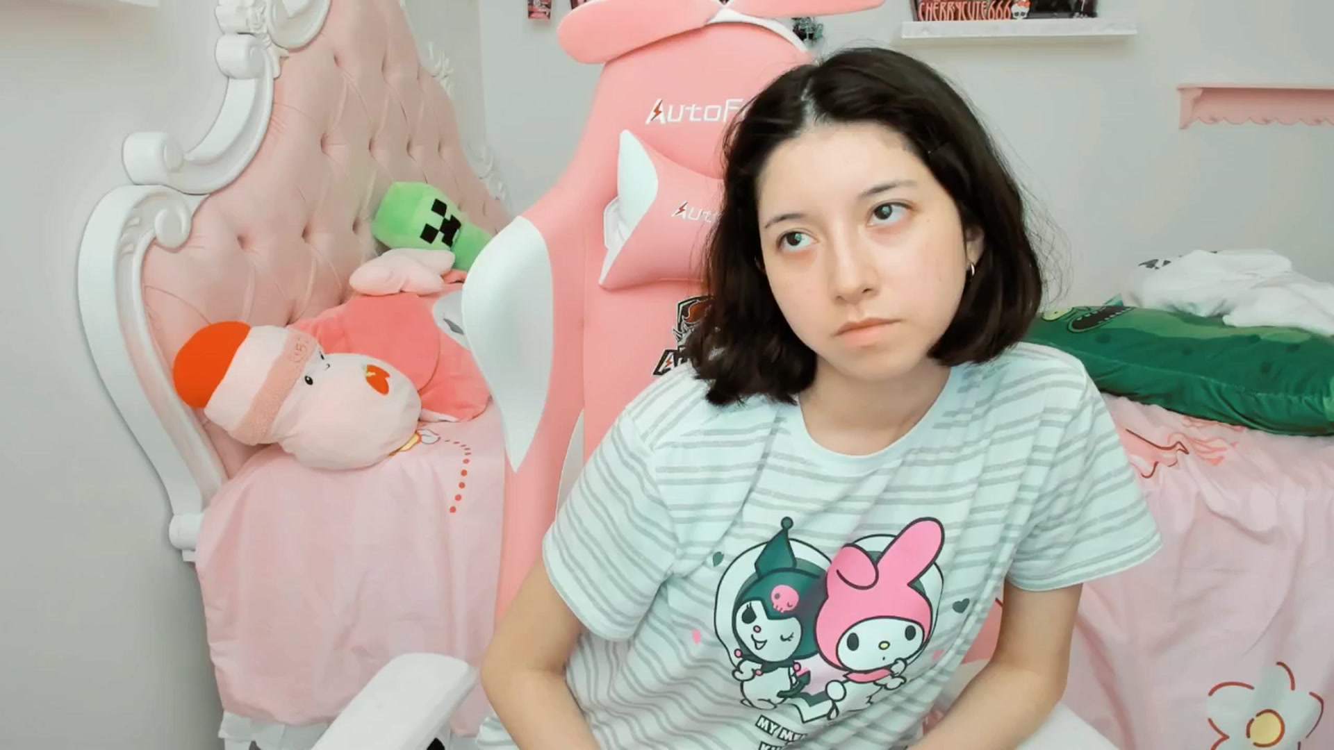 Gallery image thumbnail from Cherrycute666's myfreecams stream on, 10/20/2025, 01:13 image 5 of 20