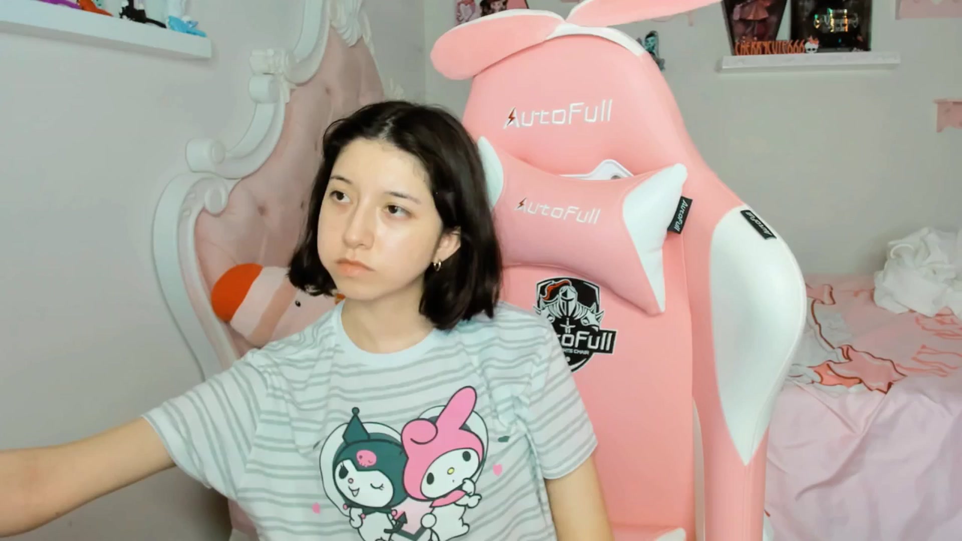 Gallery image thumbnail from Cherrycute666's myfreecams stream on, 10/20/2025, 01:13 image 16 of 20