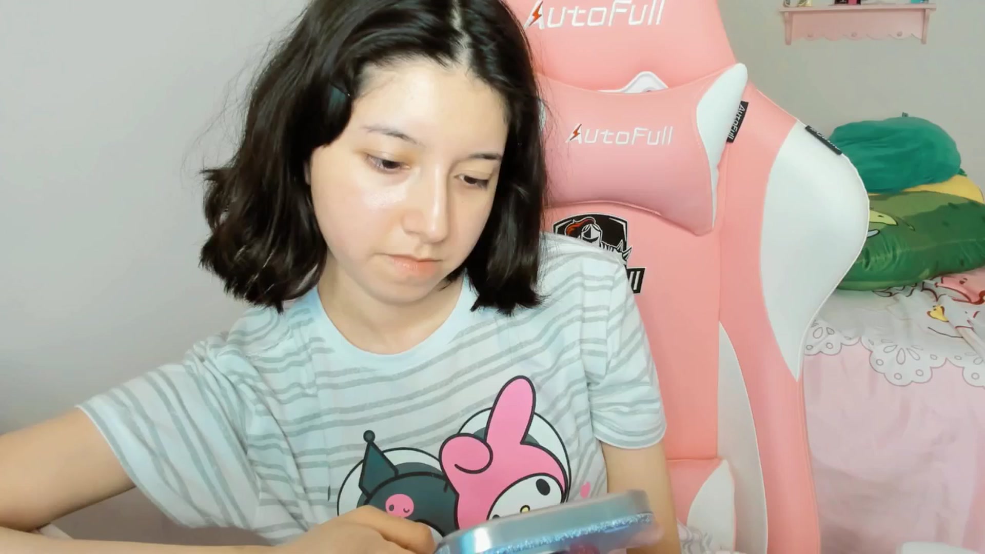 Gallery image thumbnail from Cherrycute666's myfreecams stream on, 10/20/2025, 02:51 image 6 of 20